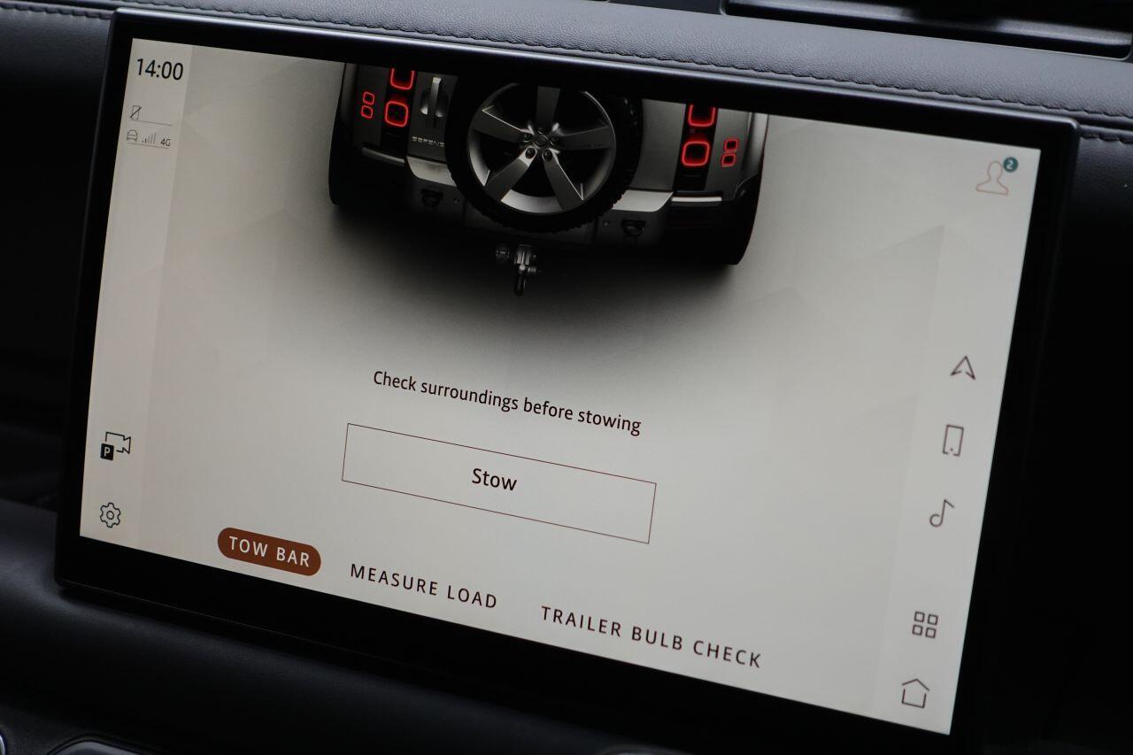 Land Rover Defender 110 - Image 62