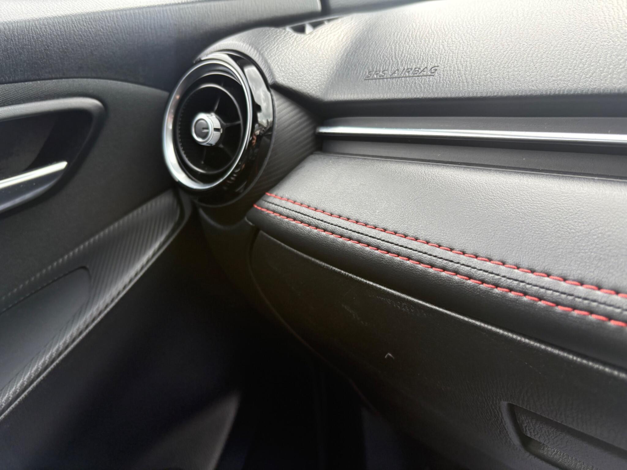 Mazda MAZDA2 - Image 32