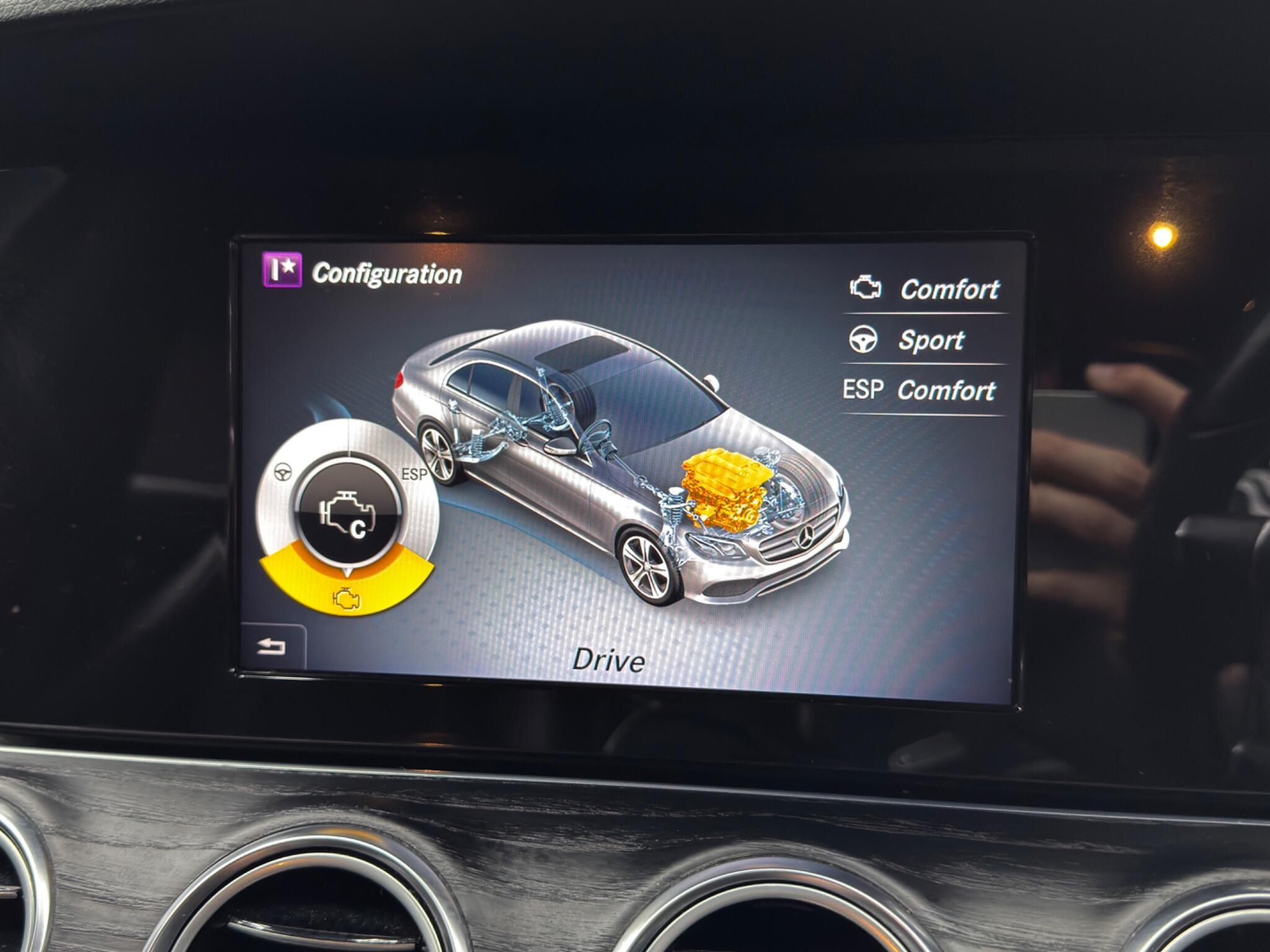 Mercedes E Class - Image 30