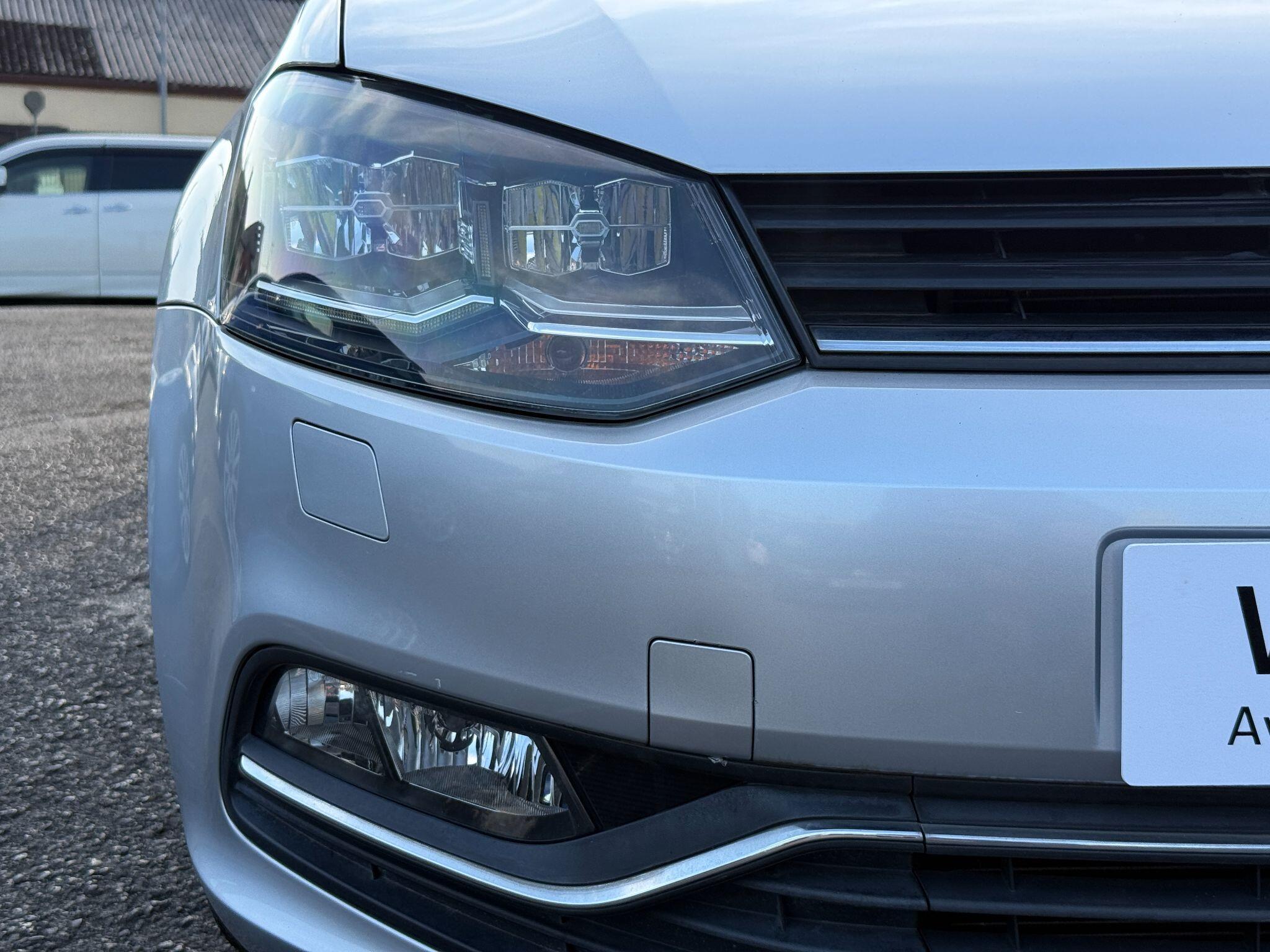 Volkswagen Polo - Image 13