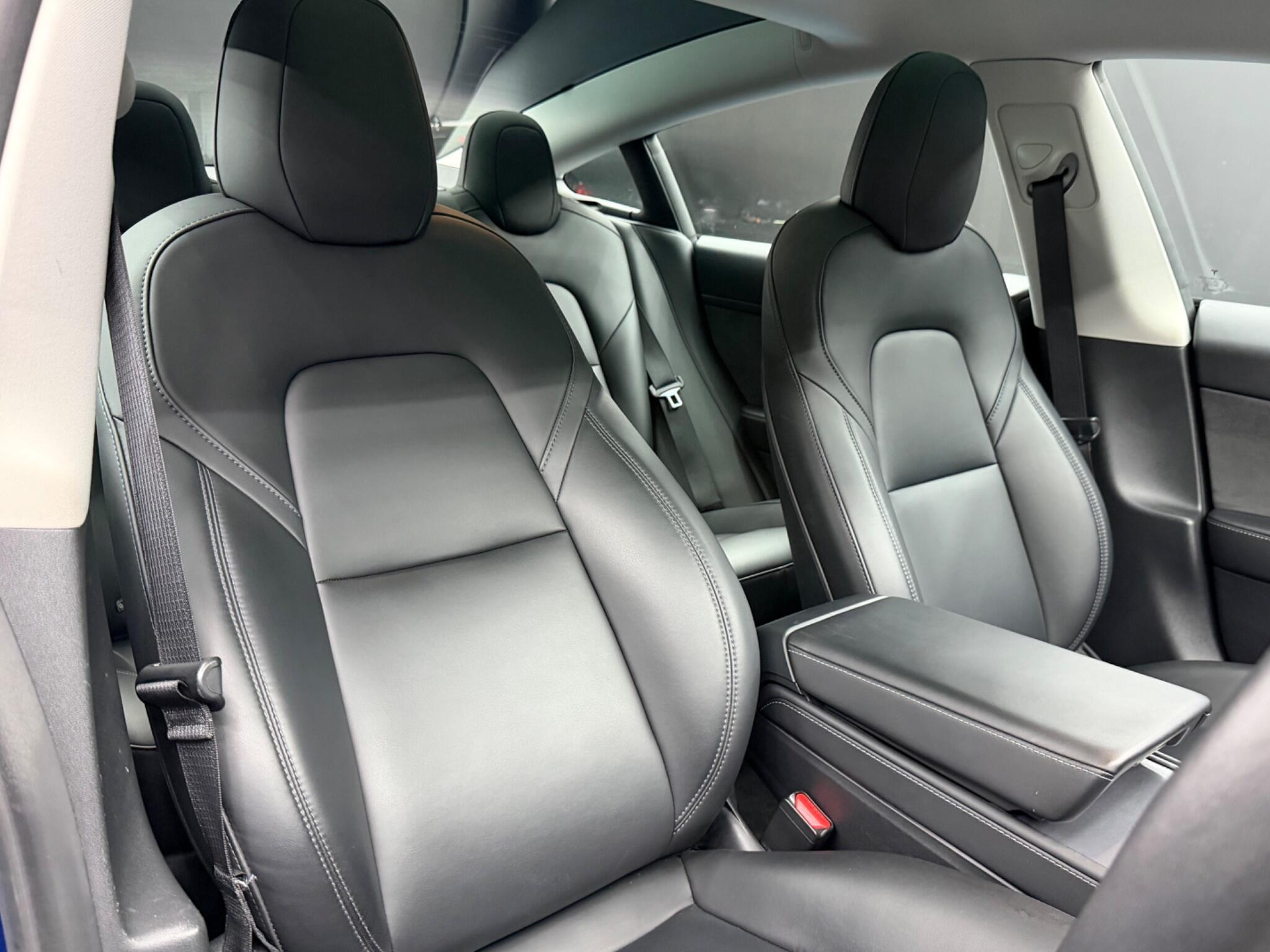 Tesla Model 3 - Image 12