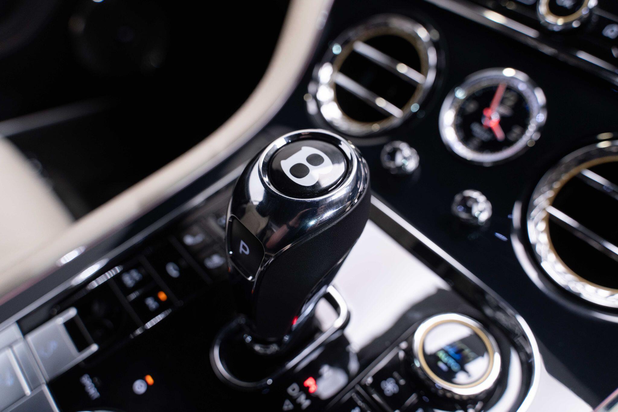 Bentley Continental - Image 60