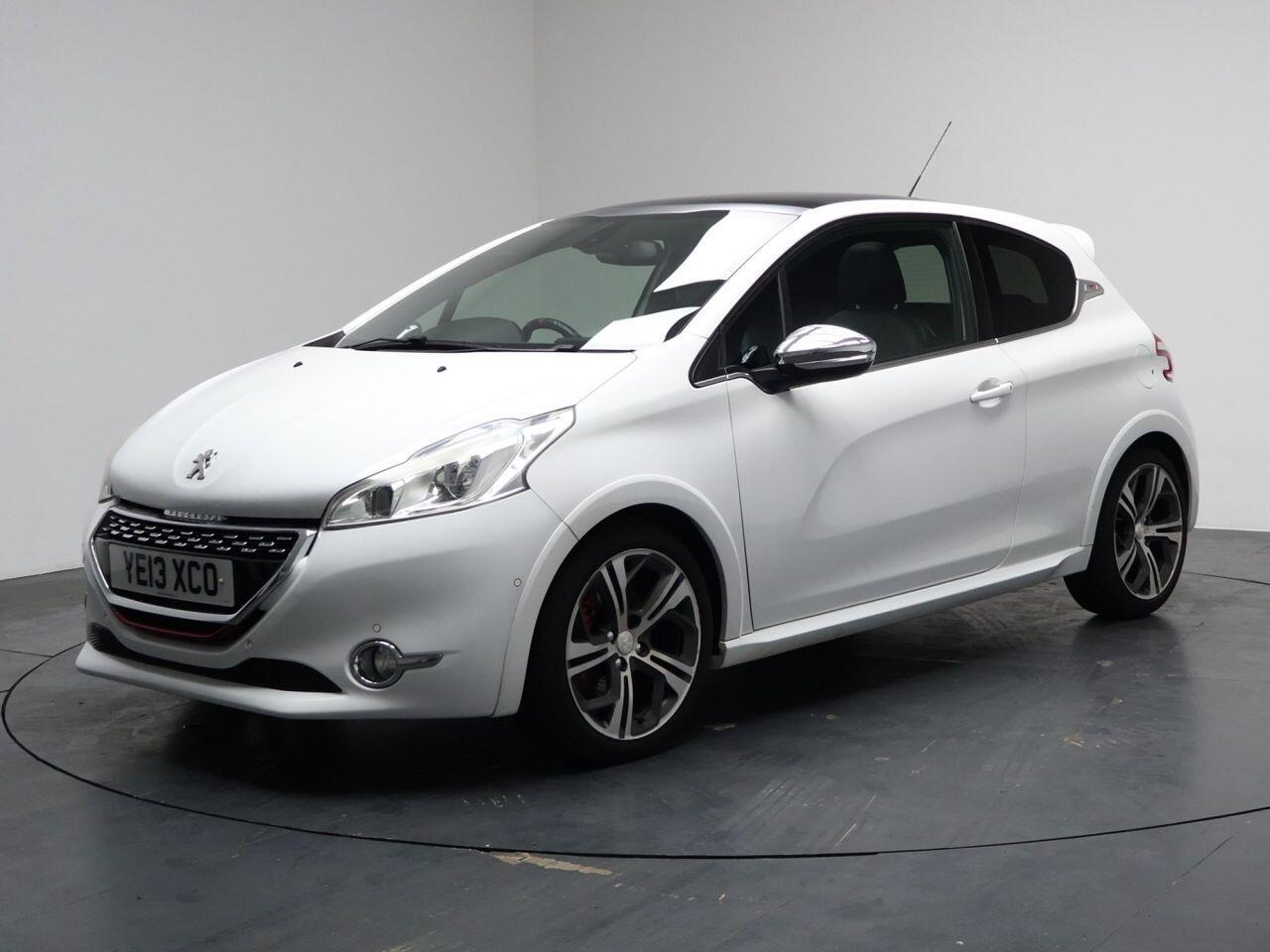 Peugeot 208 - Image 9