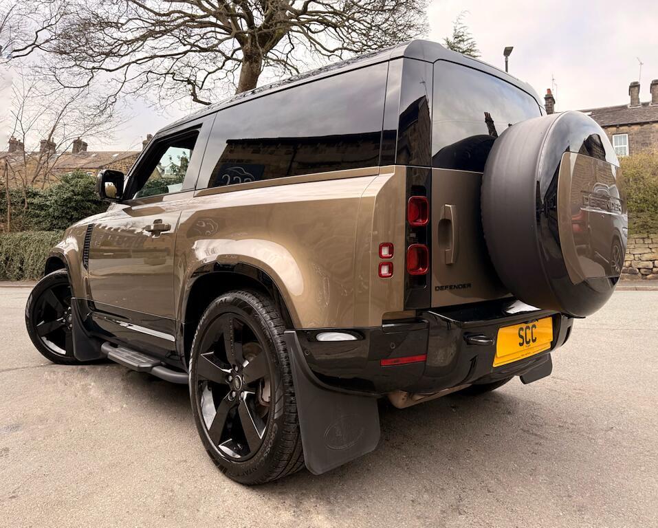 Land Rover Defender 90 - Image 8