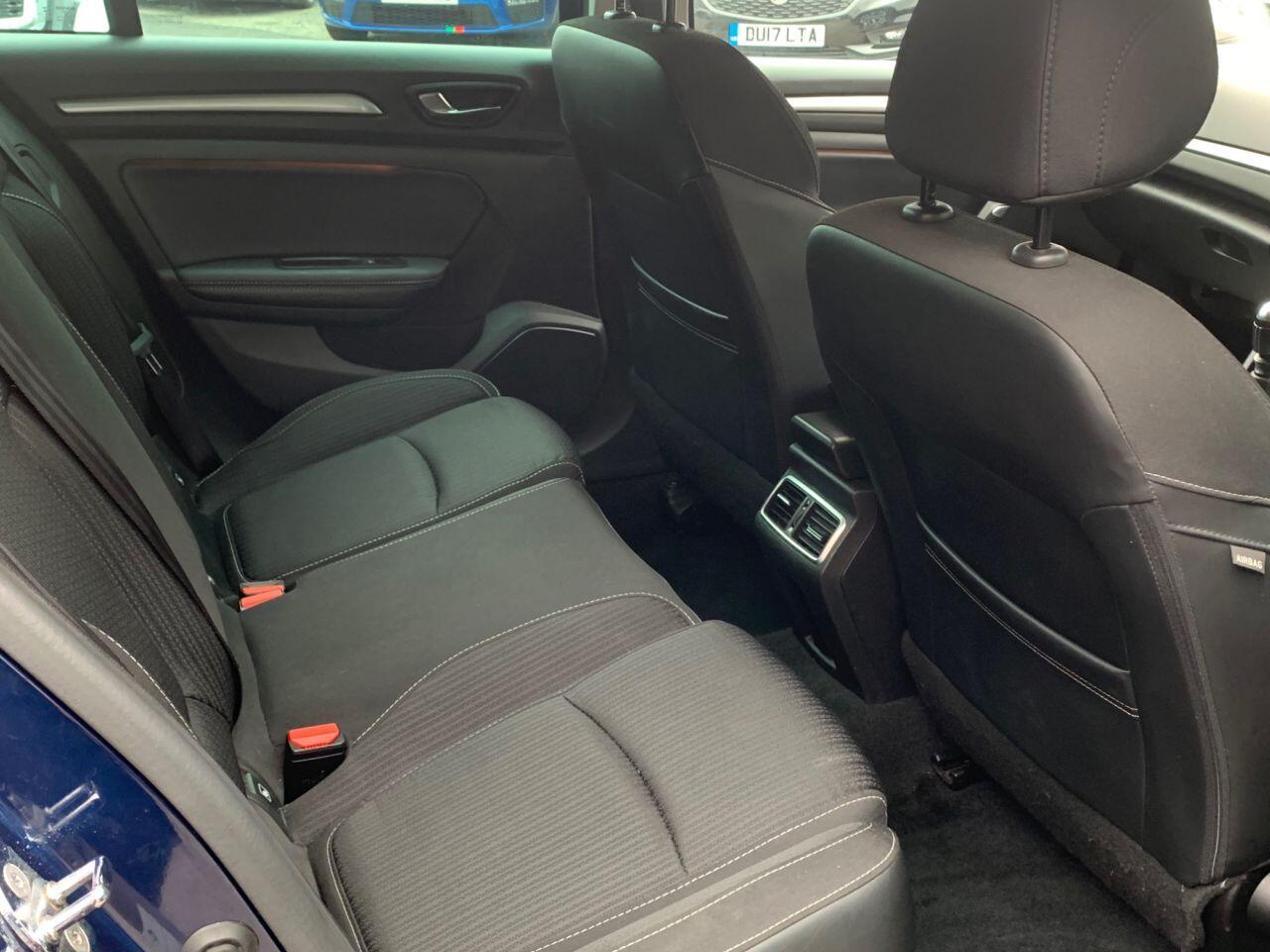 Renault Megane - Image 24