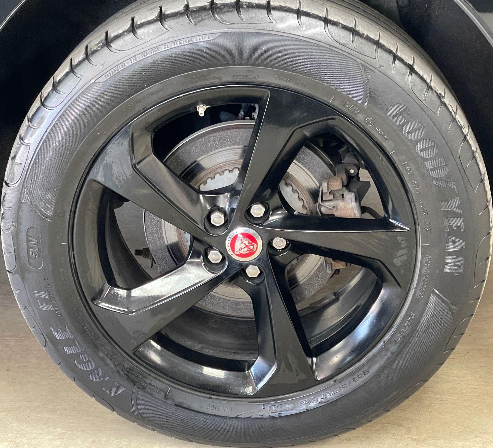 Jaguar F-Pace - Image 13
