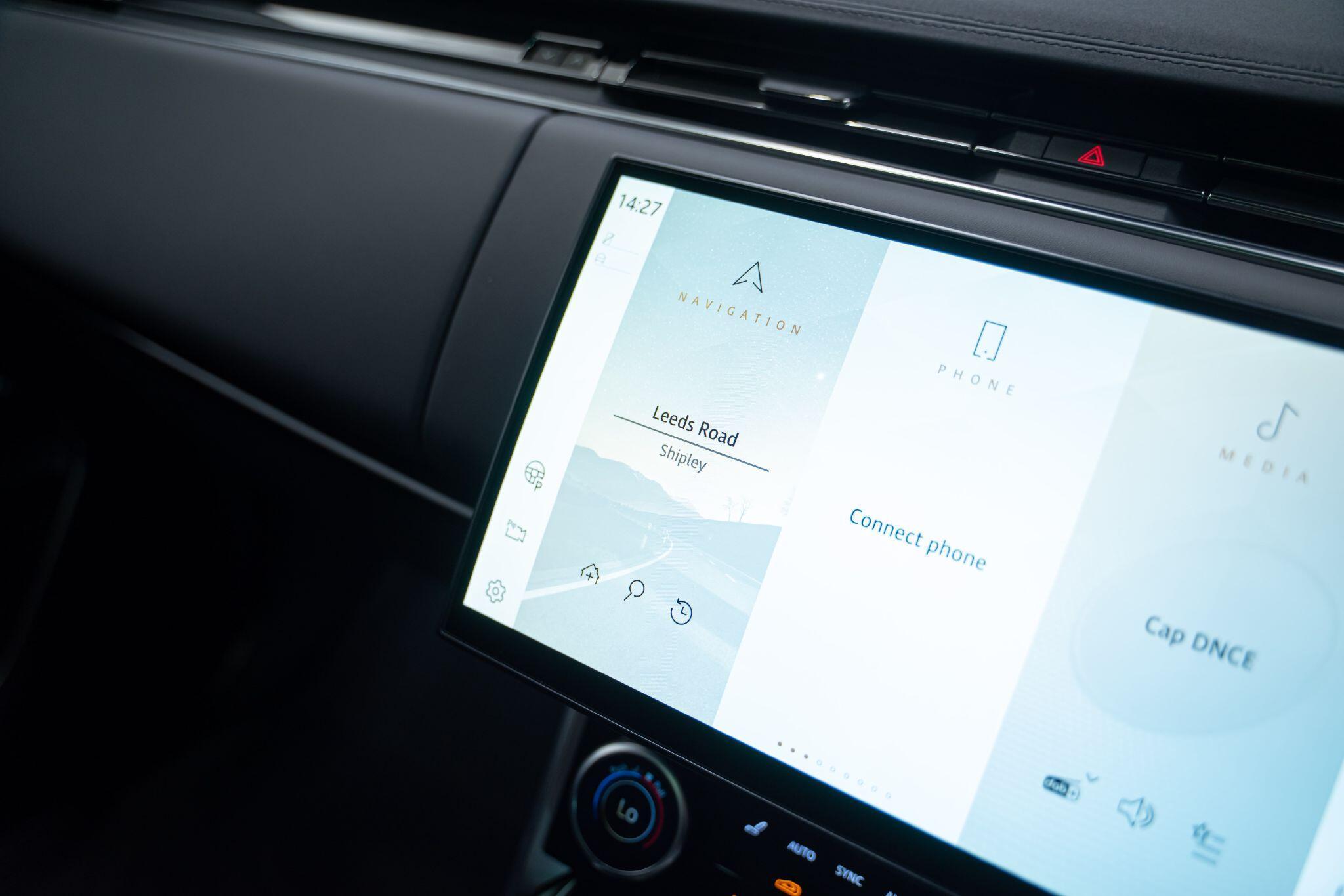 Land Rover Range Rover - Image 18