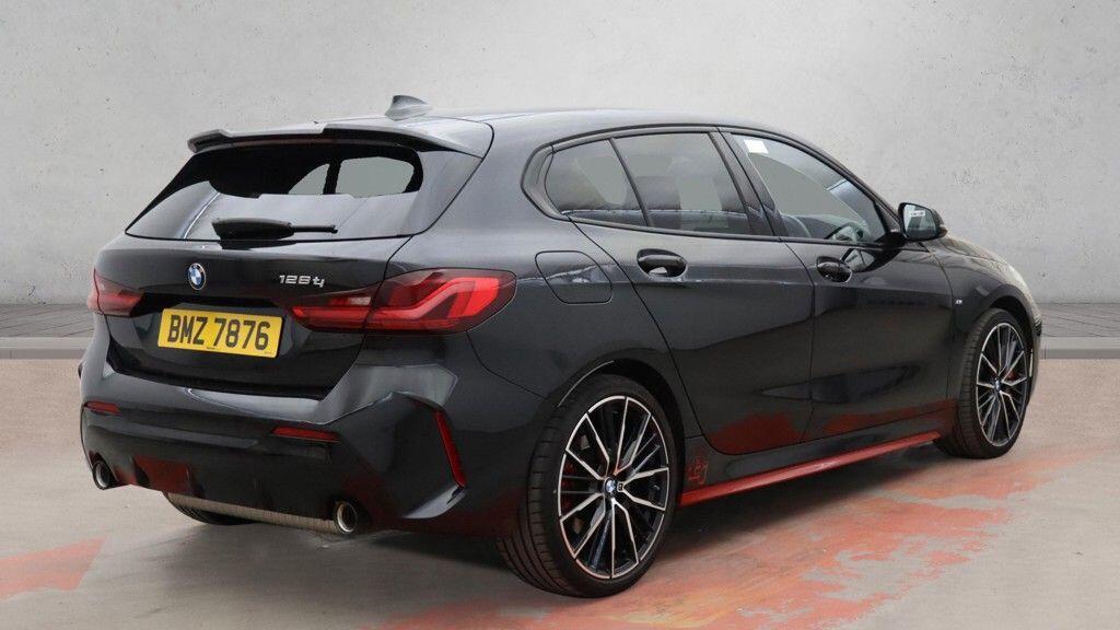 BMW 1 Series - Image 7