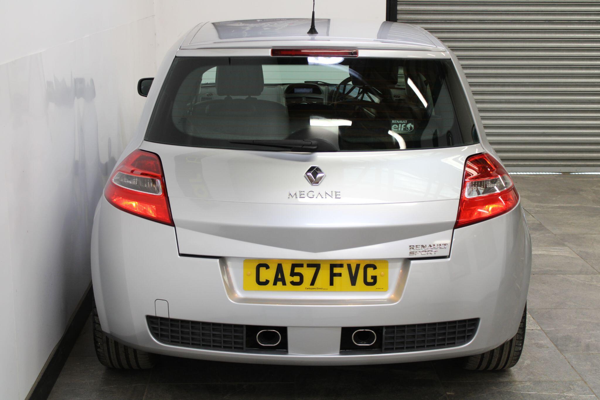 Renault Megane - Image 14
