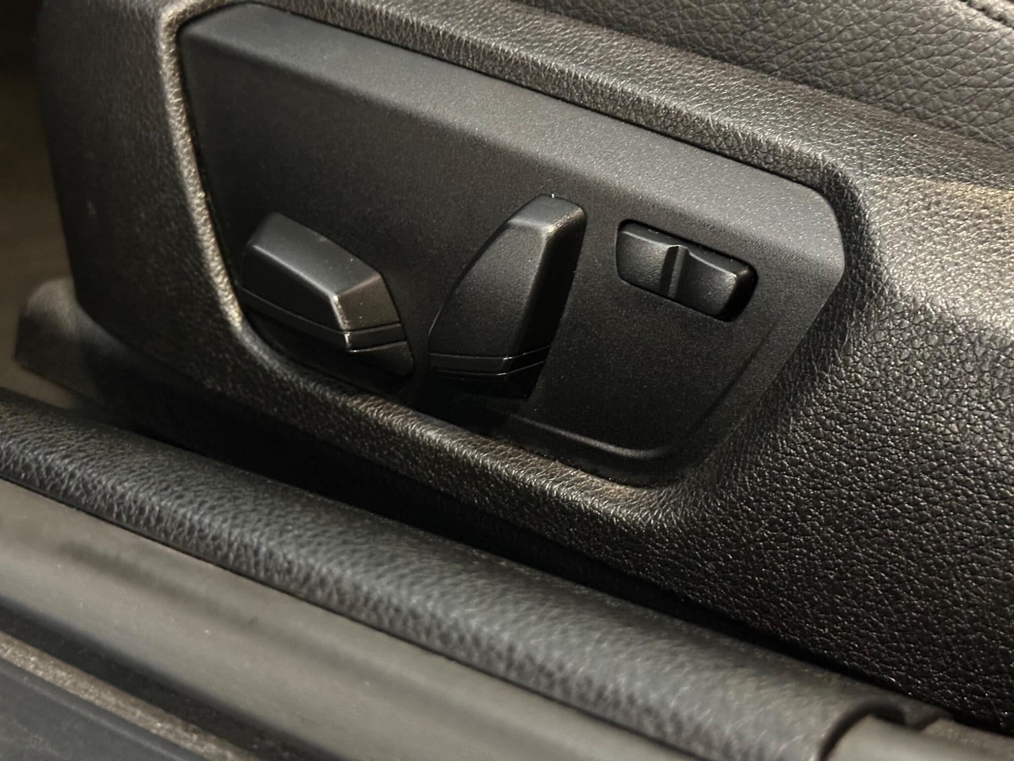 BMW 1 Series - Image 19
