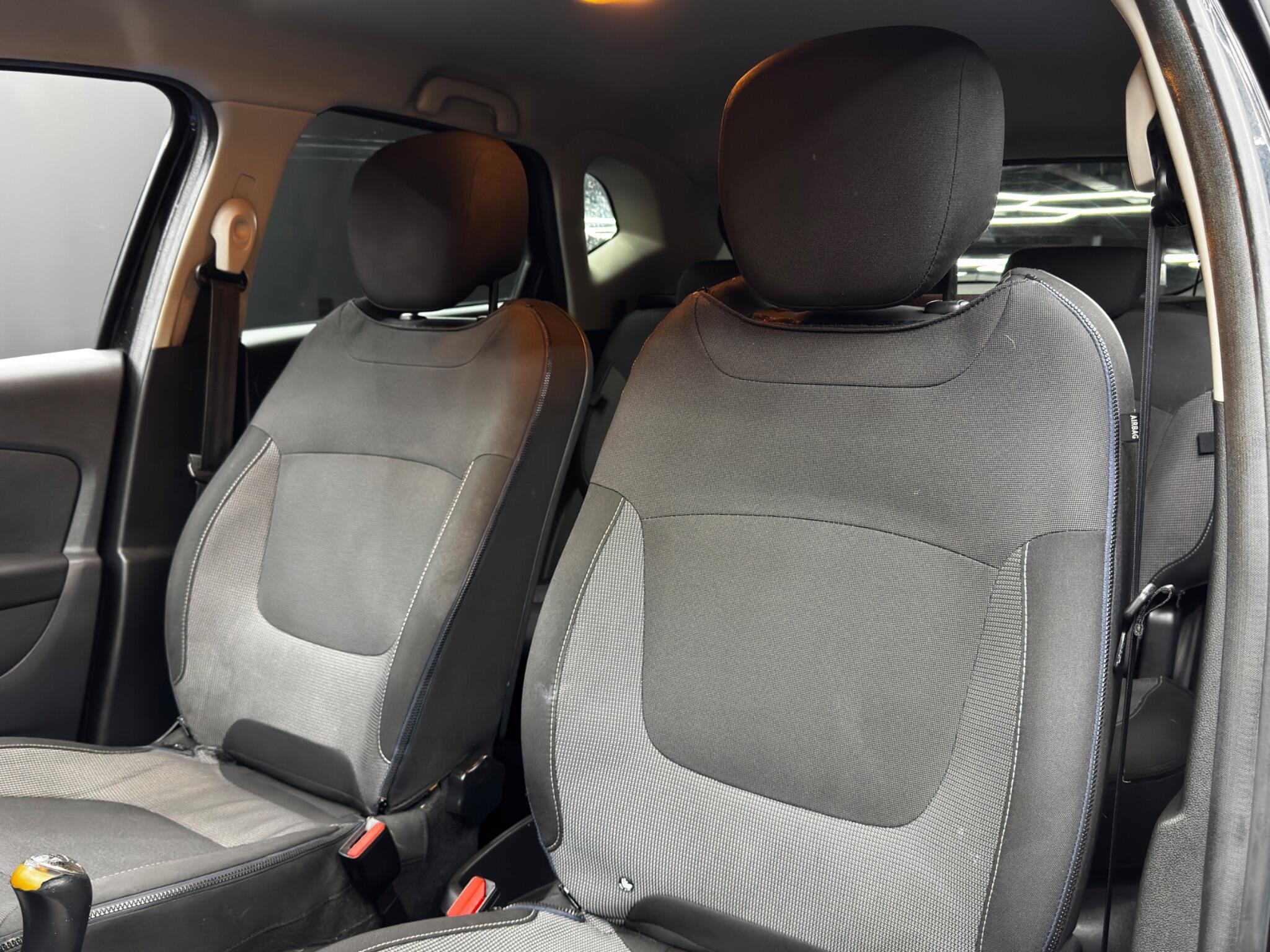 Renault Captur - Image 14