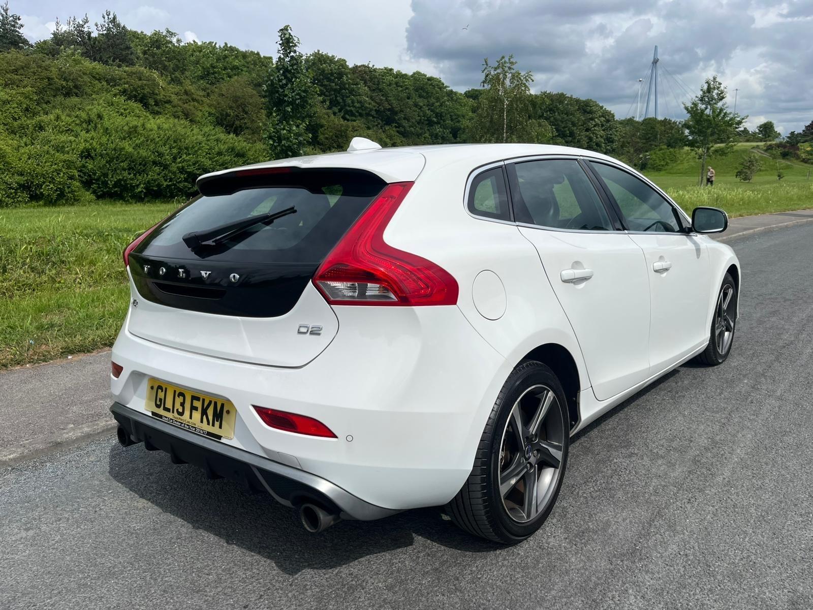 Volvo V40 - Image 3