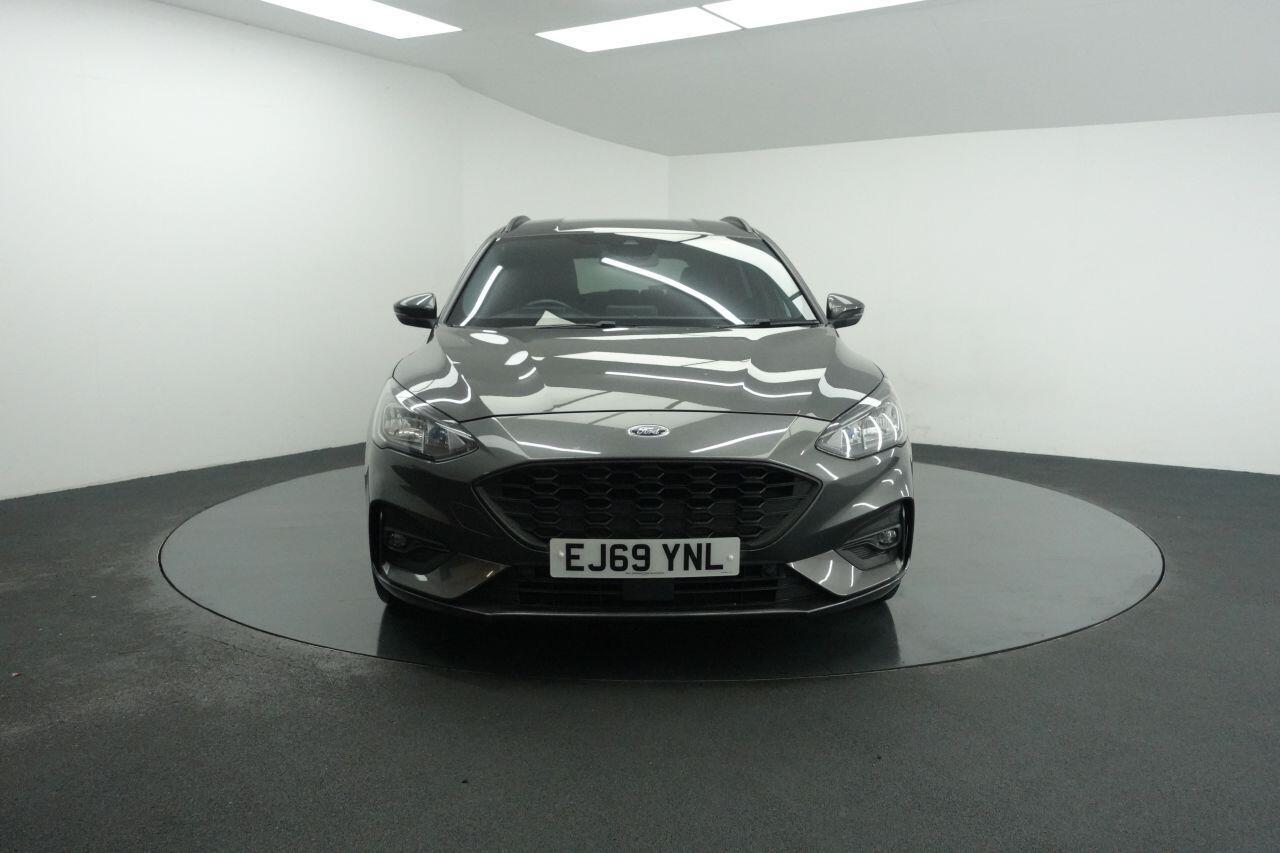 Ford Focus - Image 5