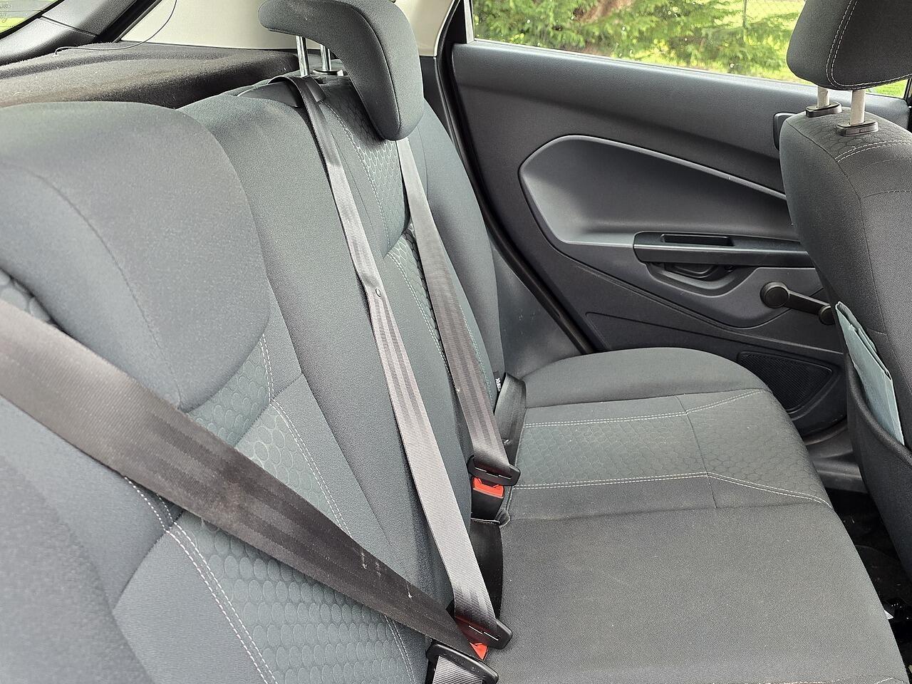 Ford Fiesta - Image 7