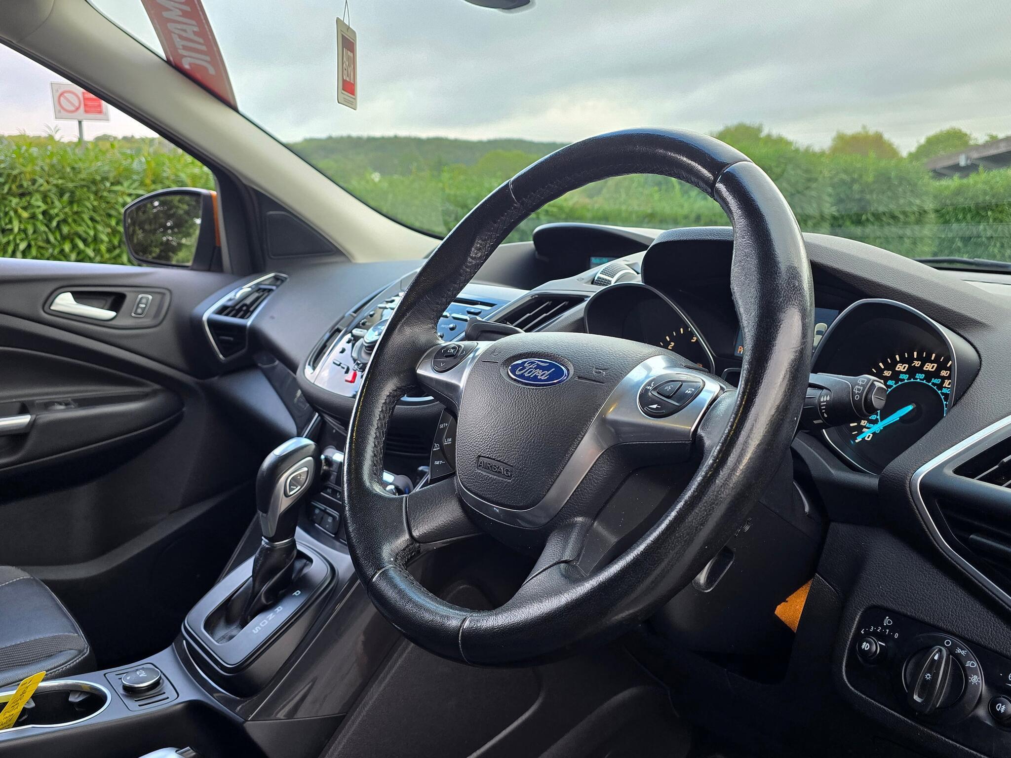 Ford Kuga - Image 12
