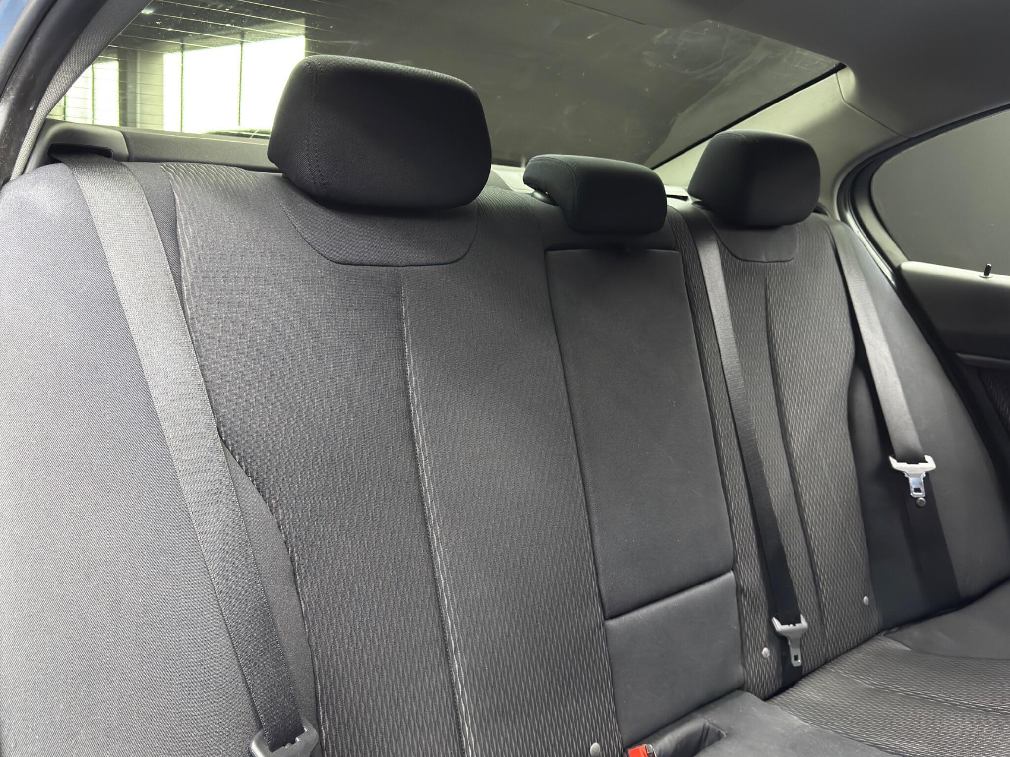 BMW 3 Series - Image 15