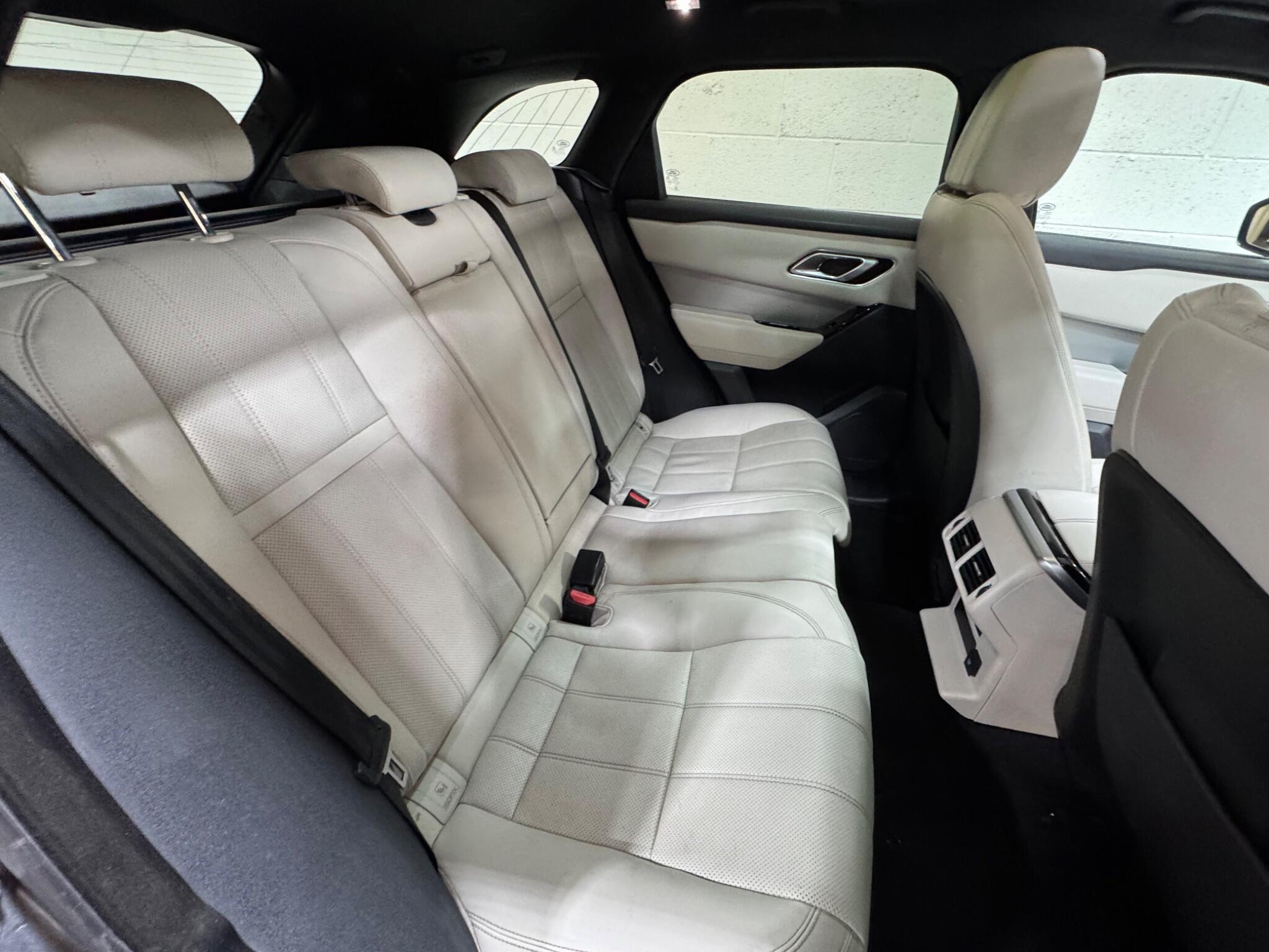Land Rover Range Rover Velar - Image 11