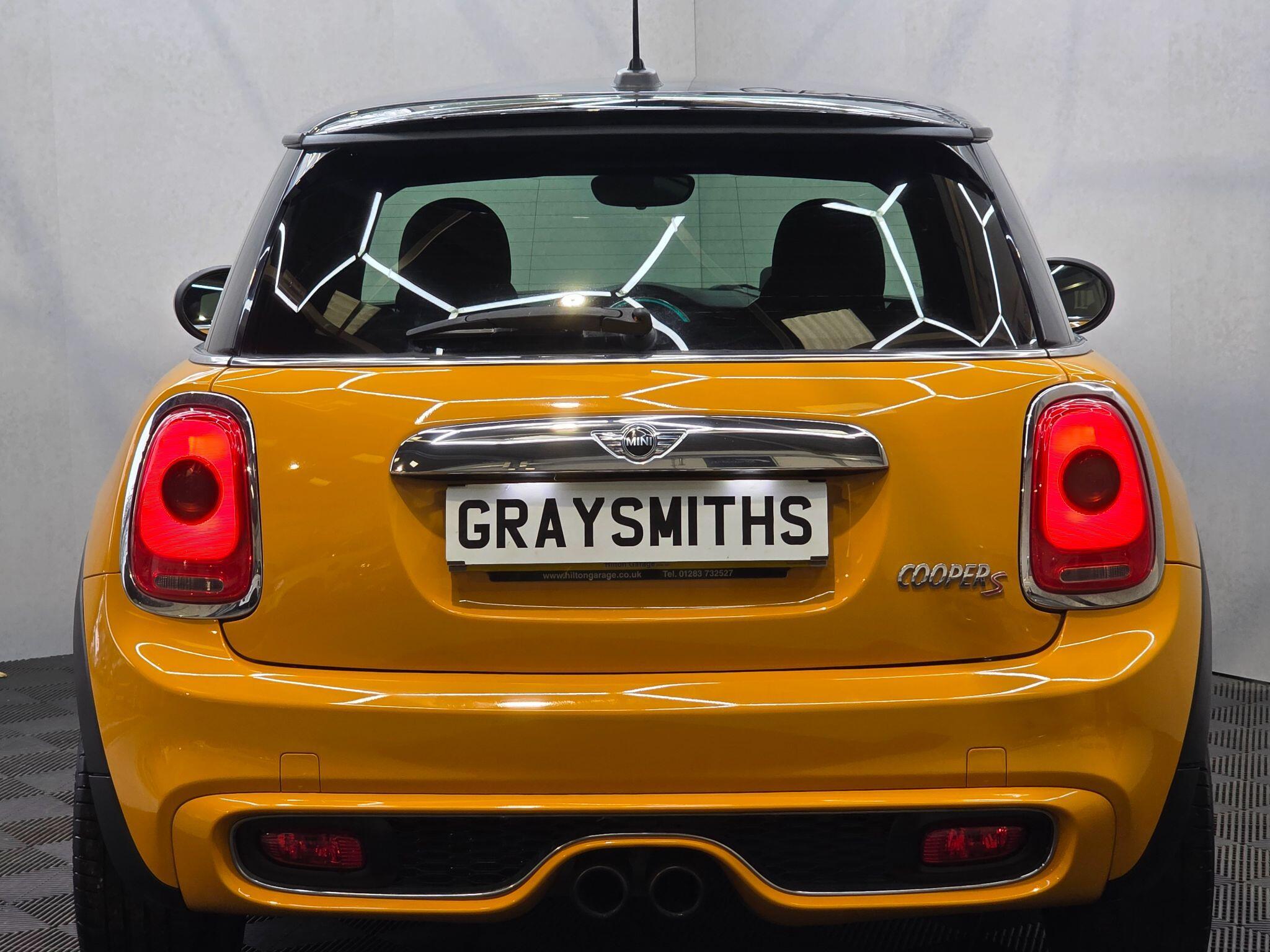 MINI Hatch - Image 8