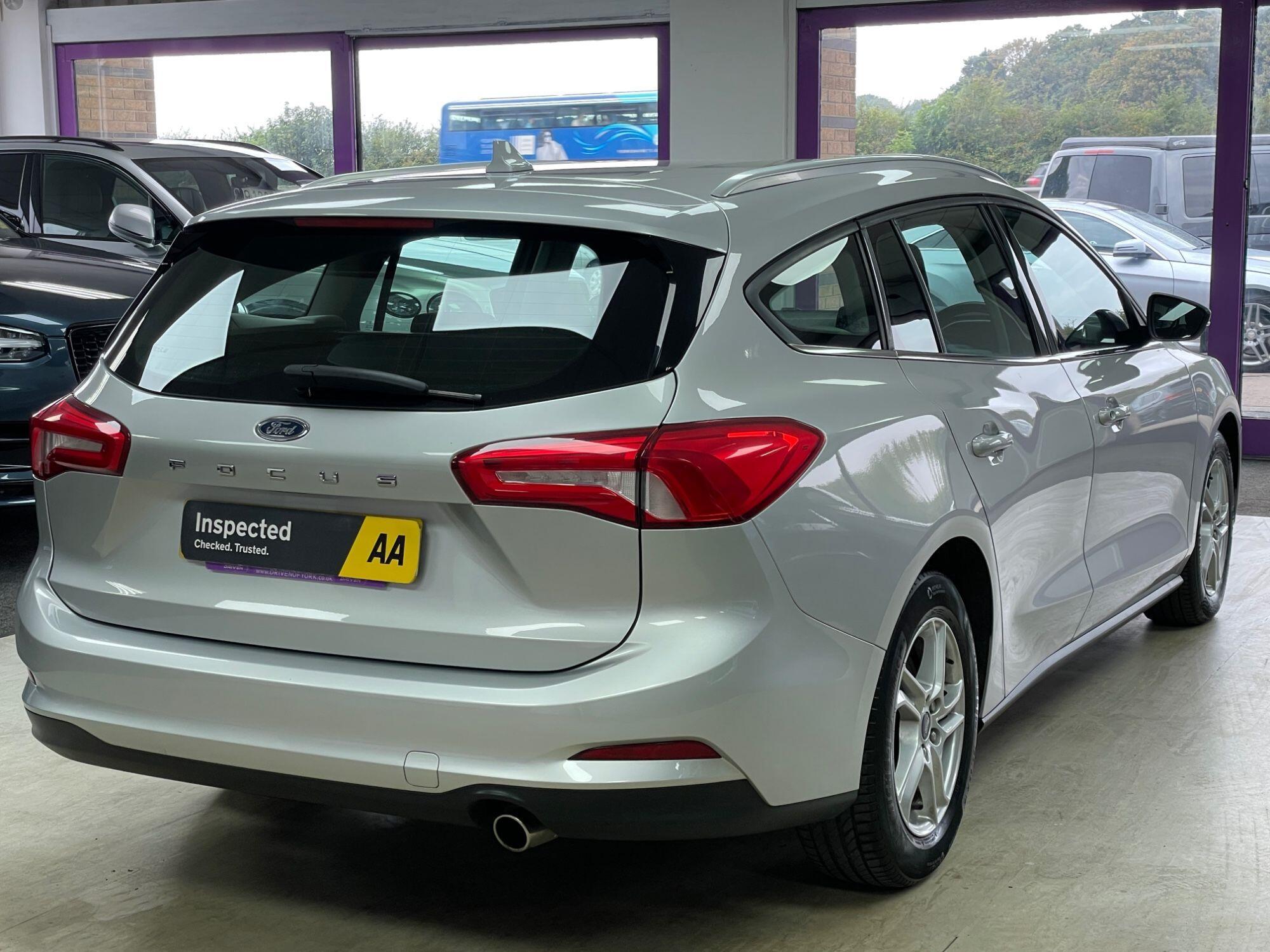 Ford Focus Diesel Estate - Image 11