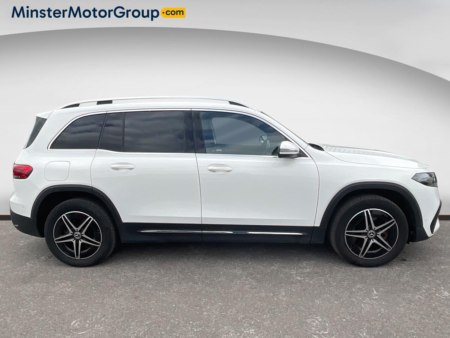 Mercedes Eqb - Image 2
