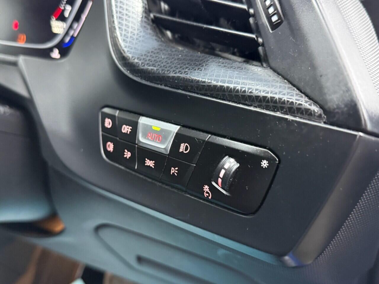 BMW 1 Series - Image 18