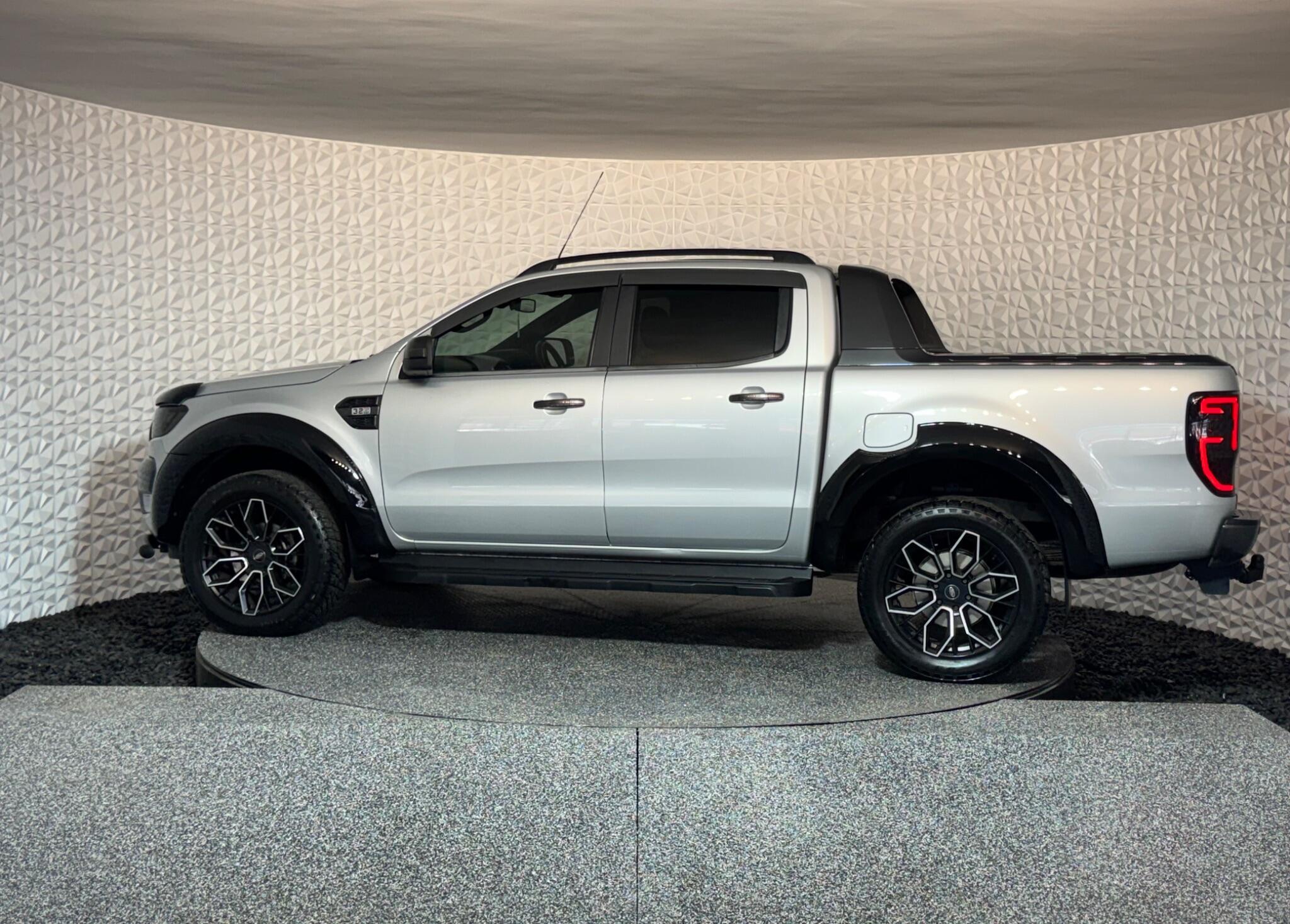 Ford Ranger - Image 18