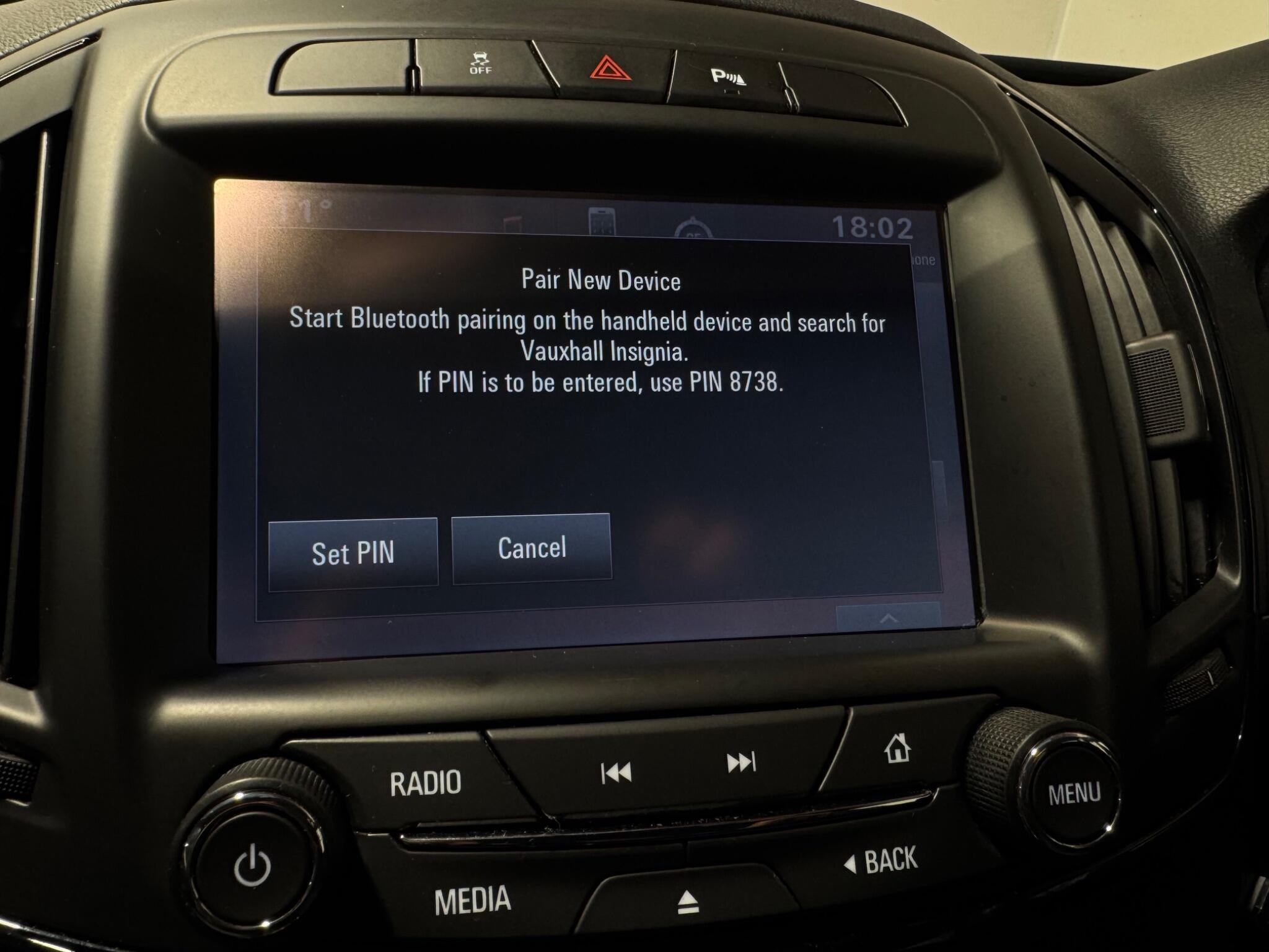 Vauxhall Insignia - Image 17
