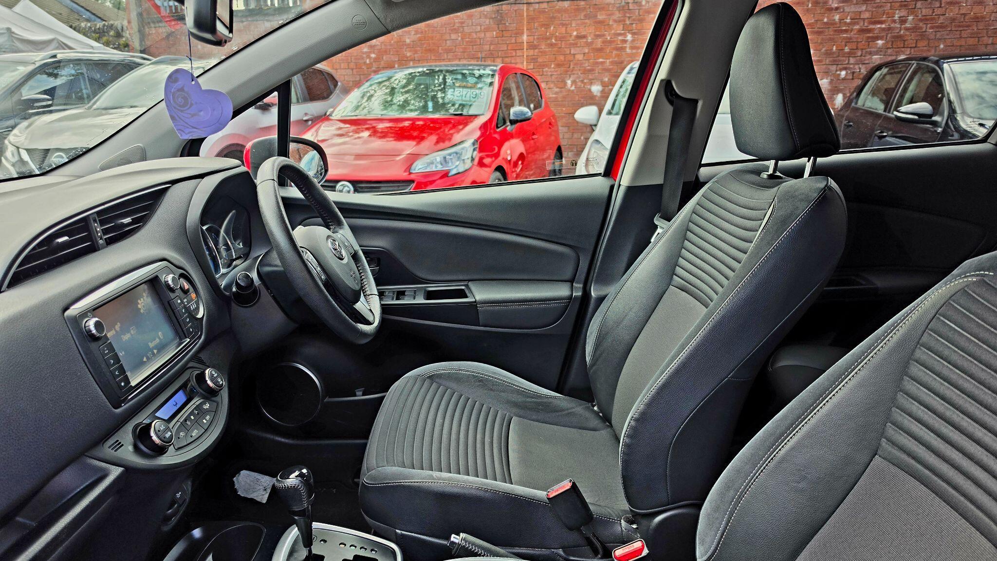 Toyota Yaris - Image 14