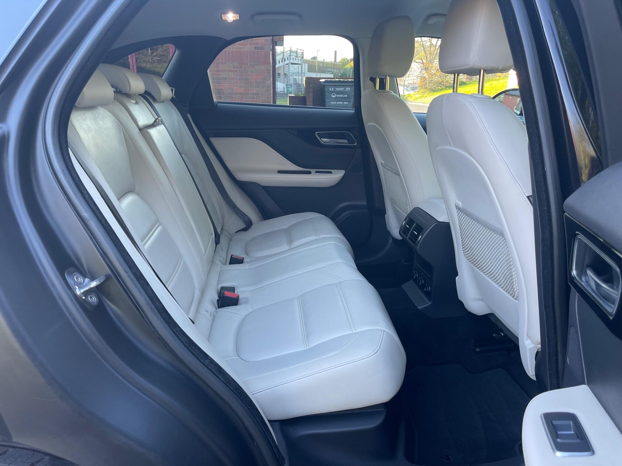Jaguar F-Pace - Image 24