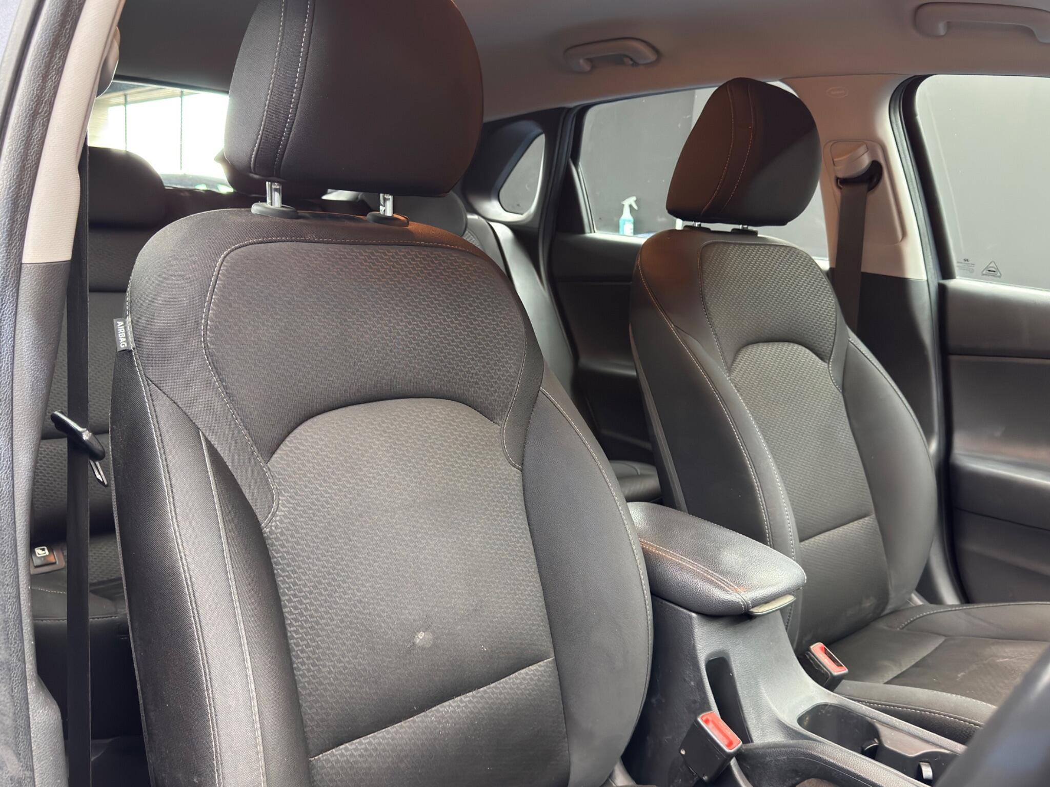 Hyundai i30 - Image 12