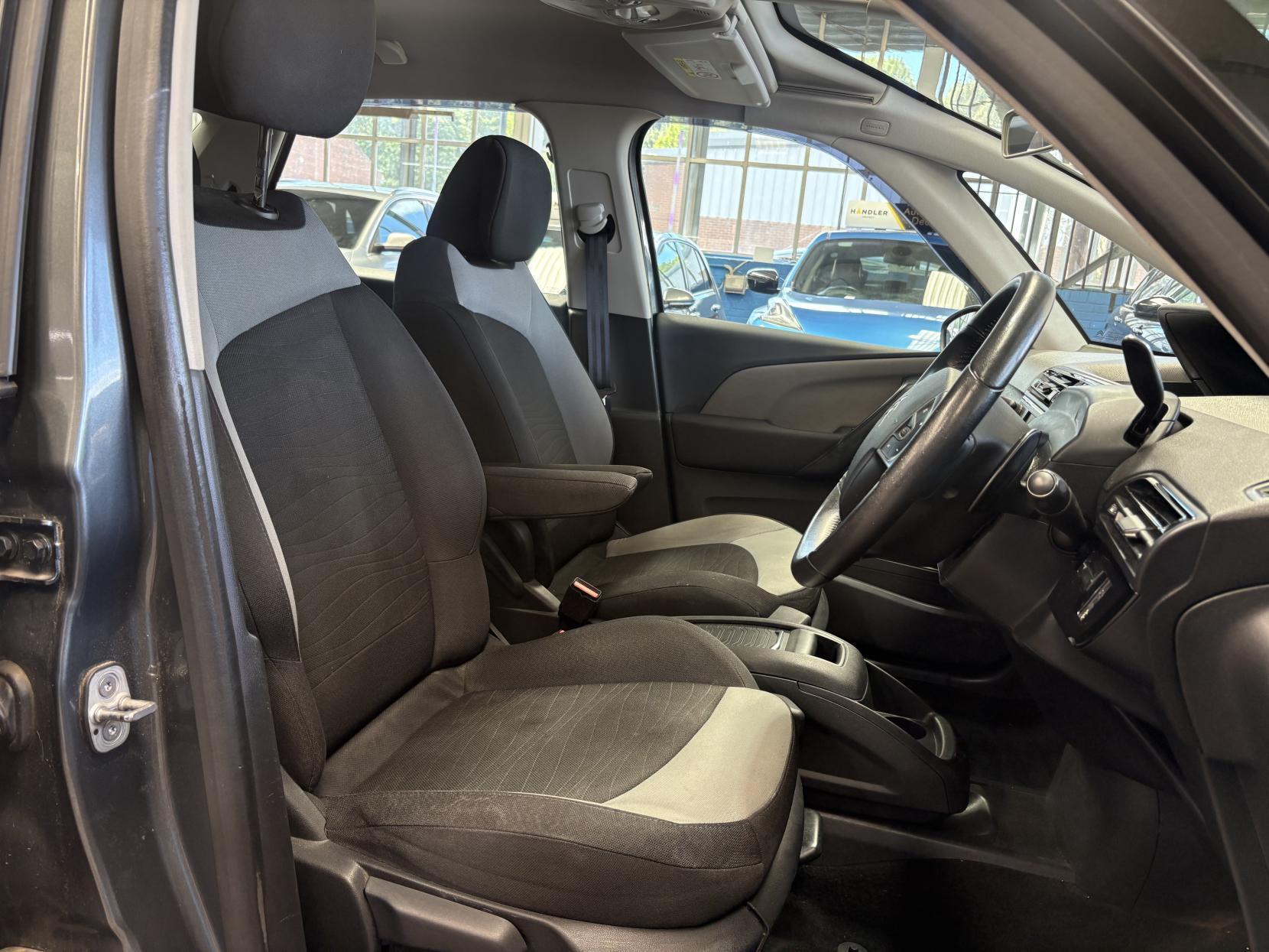 Citroen C4 Picasso - Image 16