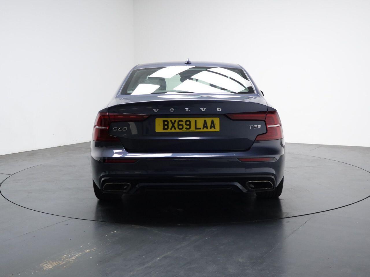 Volvo S60 - Image 11