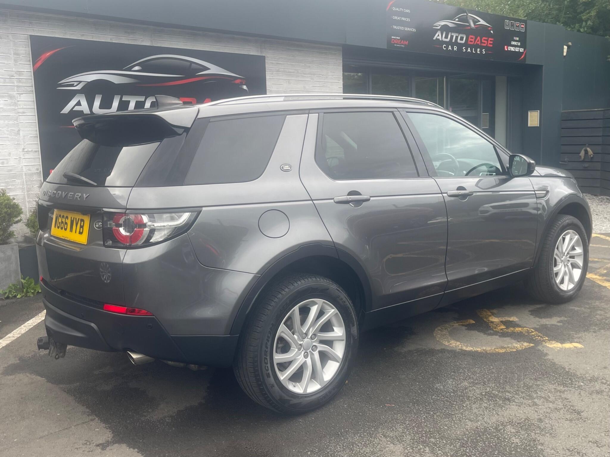 Land Rover DISCOVERY SPORT - Image 18