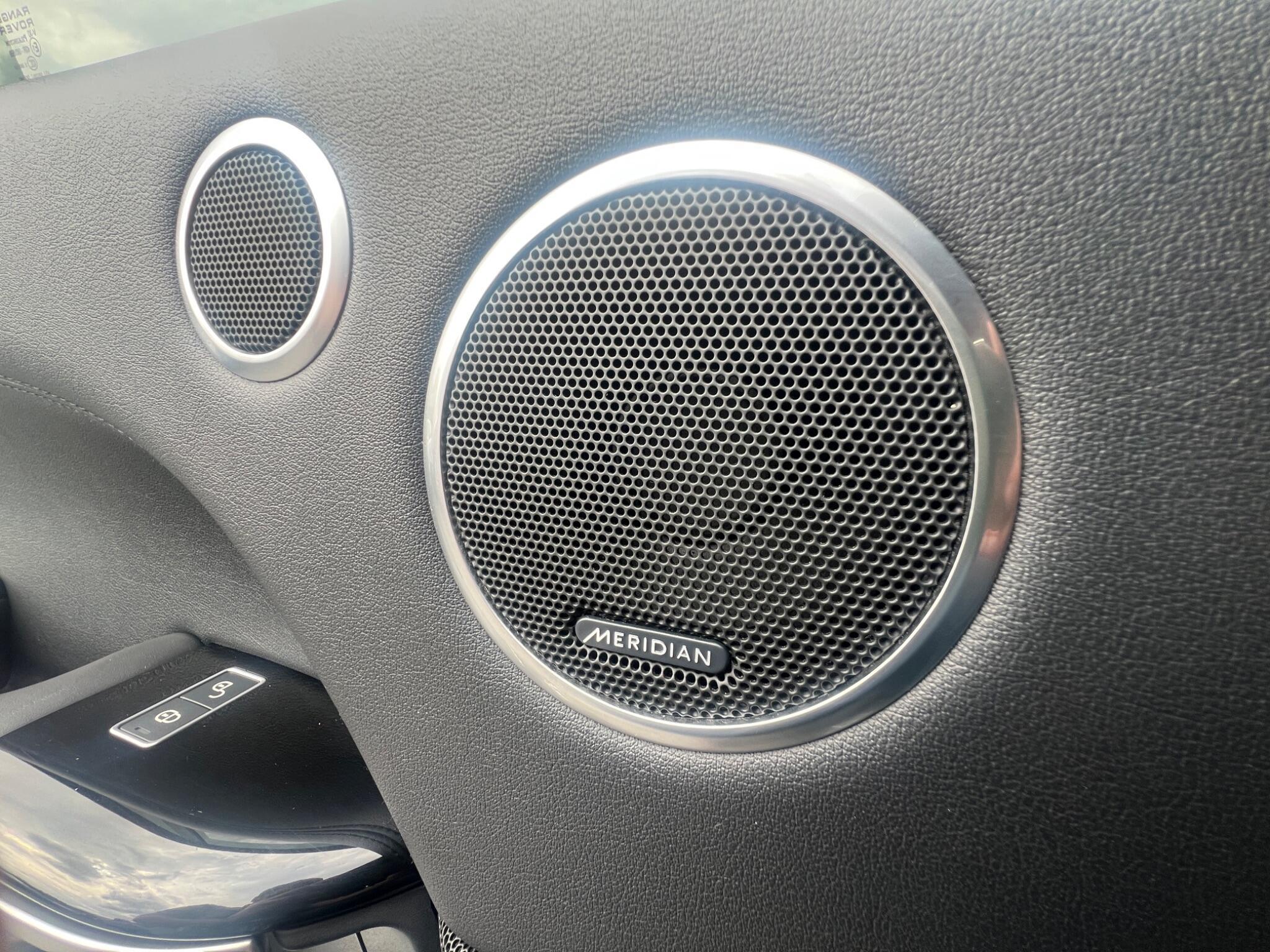 Land Rover Range Rover - Image 14