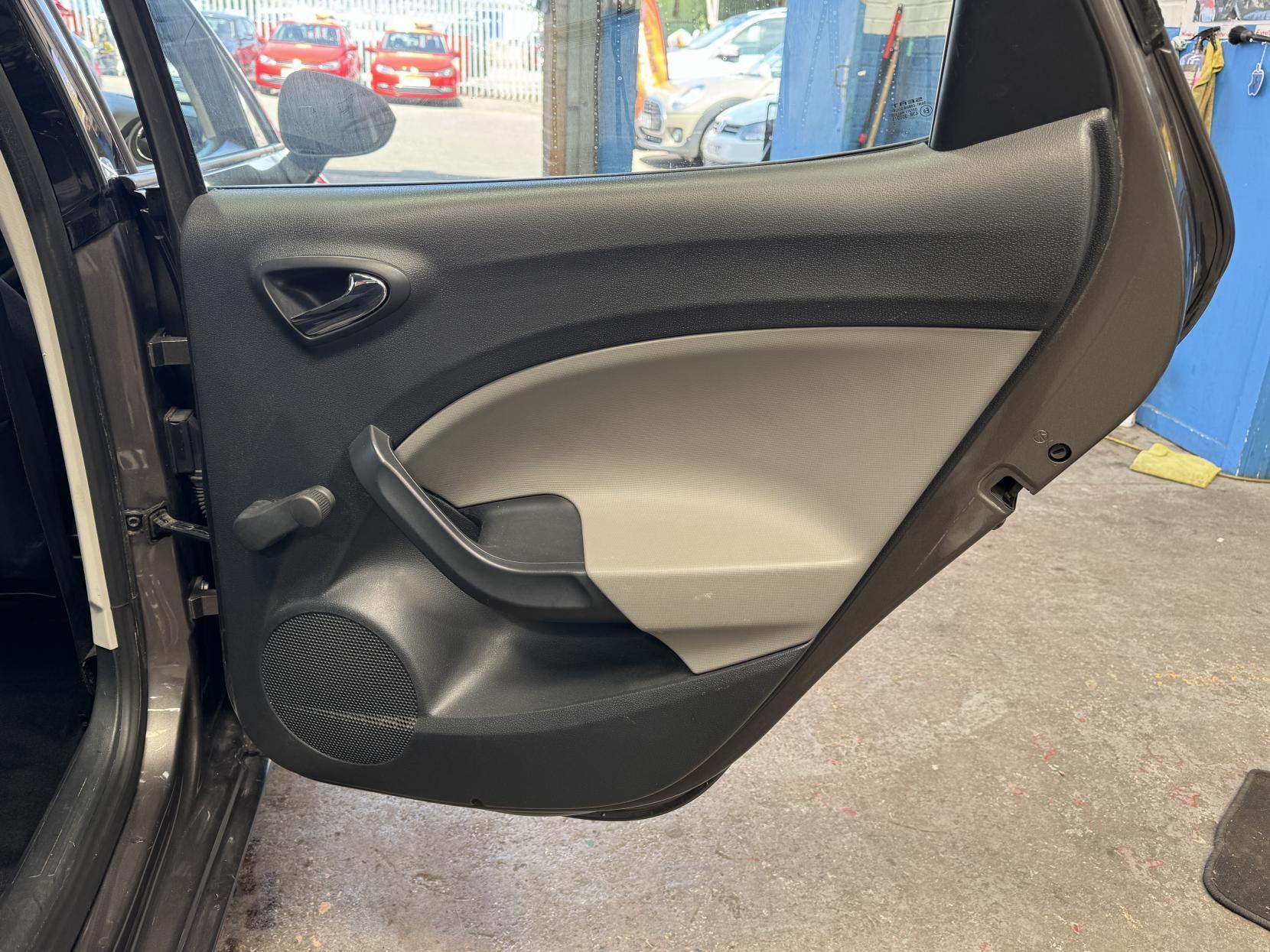 SEAT Ibiza - Image 12
