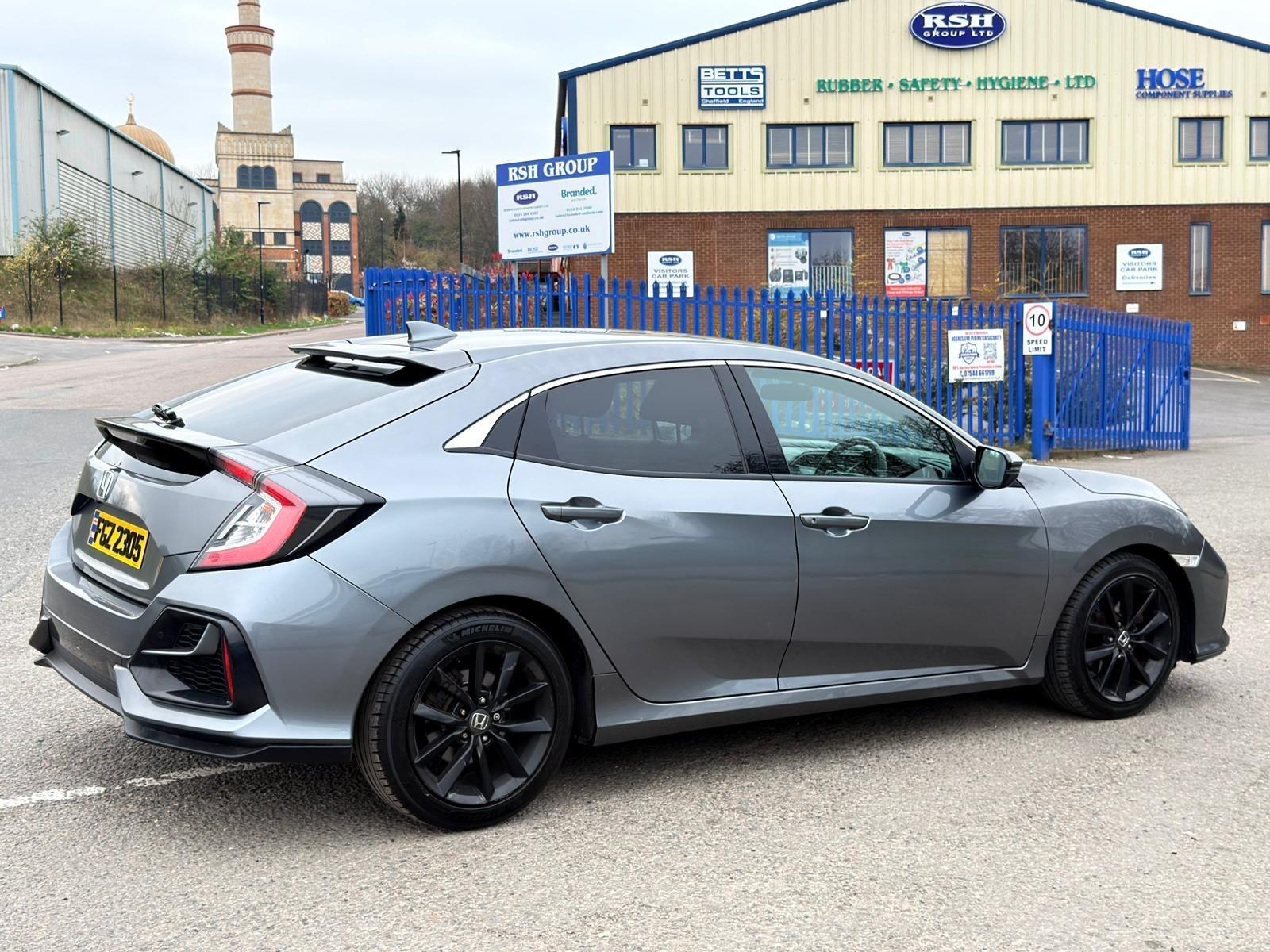 Honda Civic - Image 14