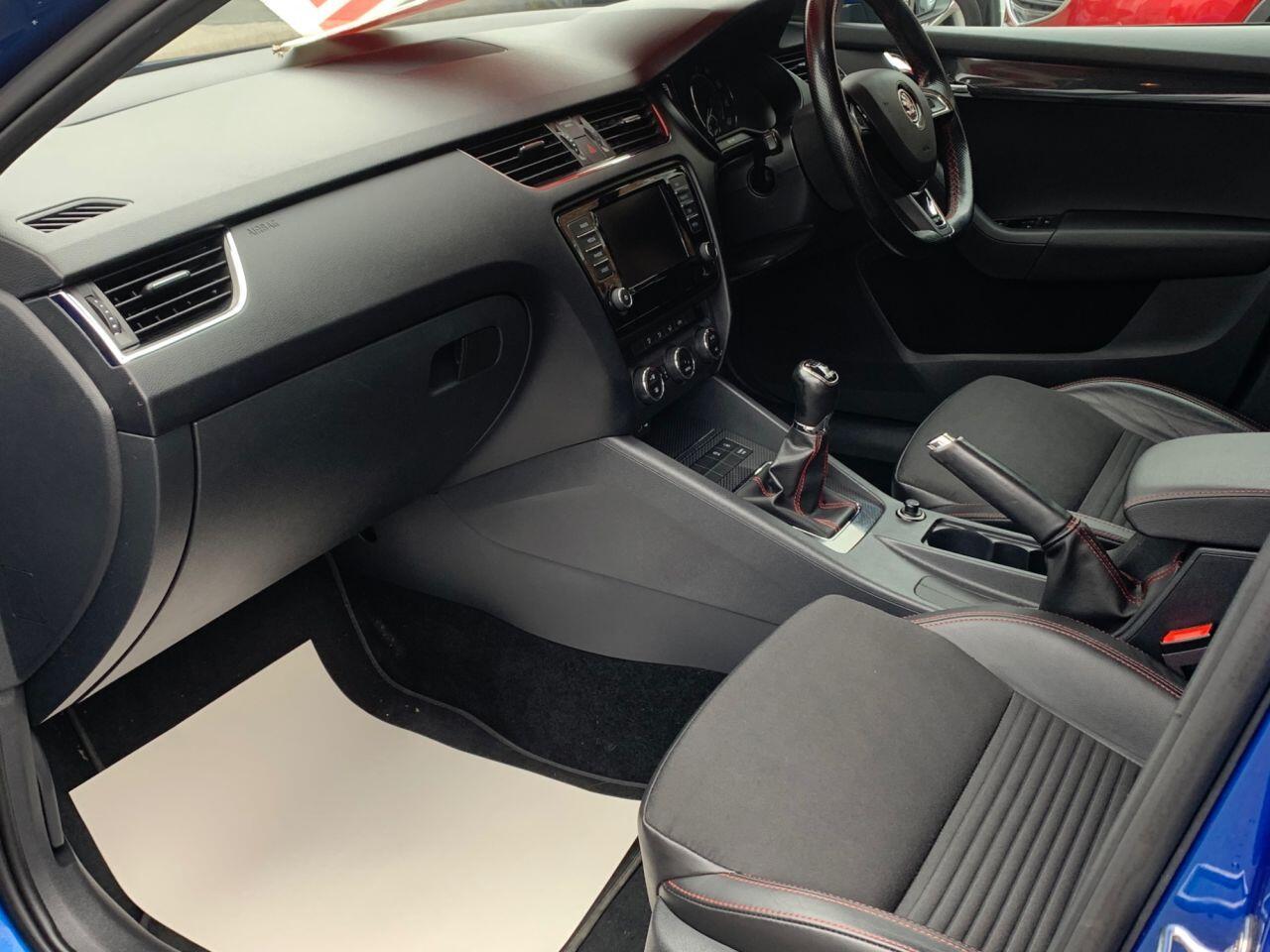 Skoda Octavia - Image 20