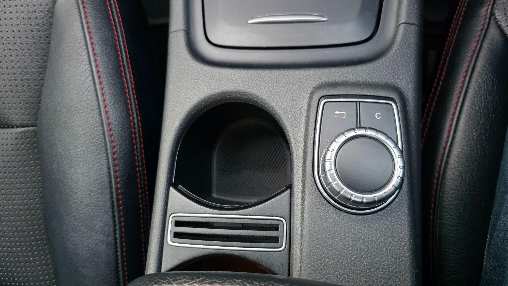 Mercedes GLA - Image 42