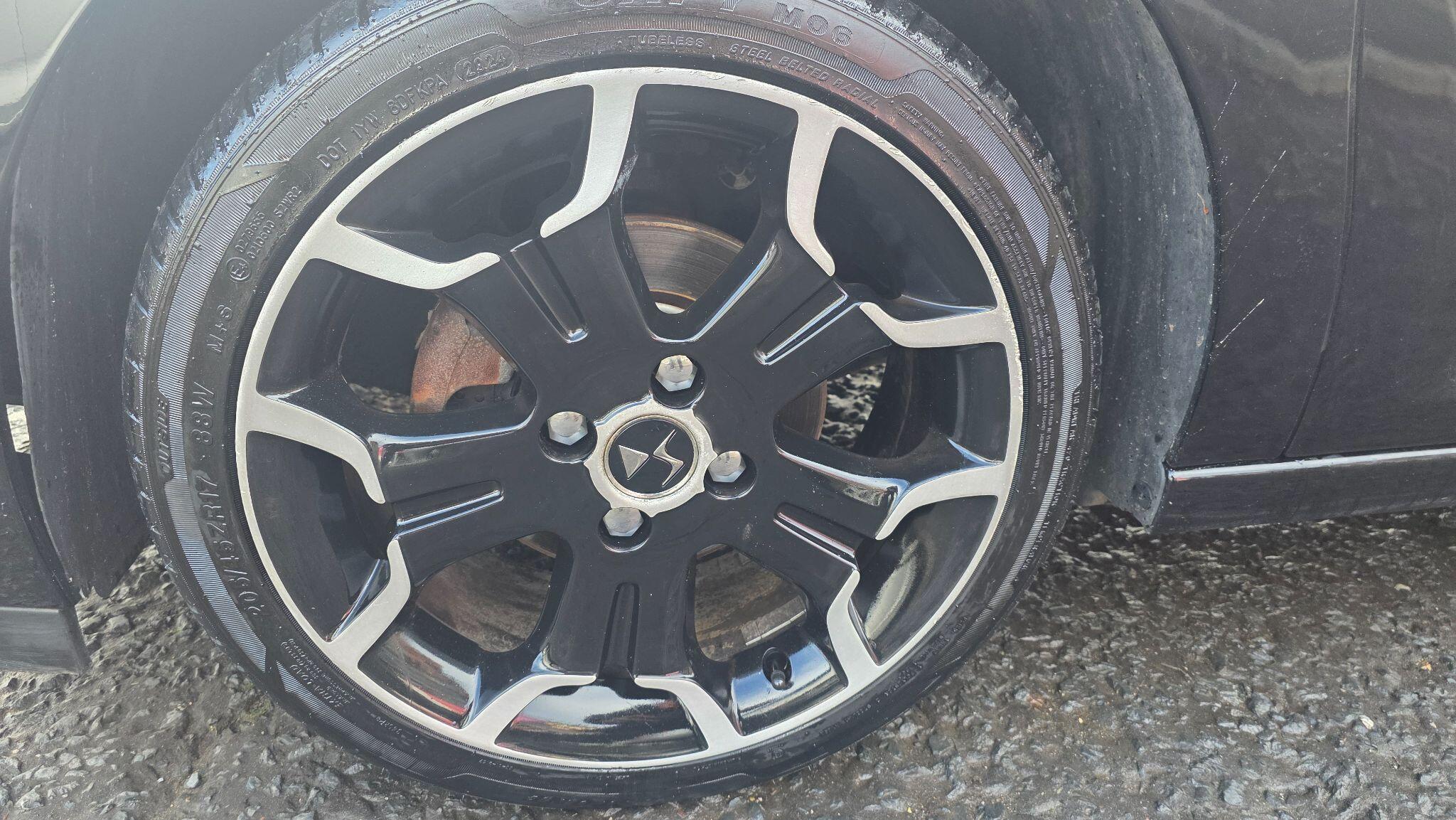 DS AUTOMOBILES DS 3 - Image 40