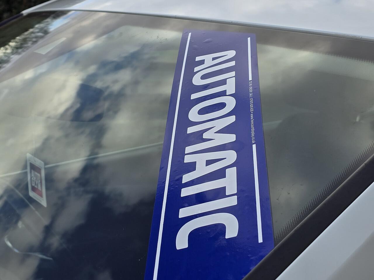 Volkswagen Sharan - Image 9