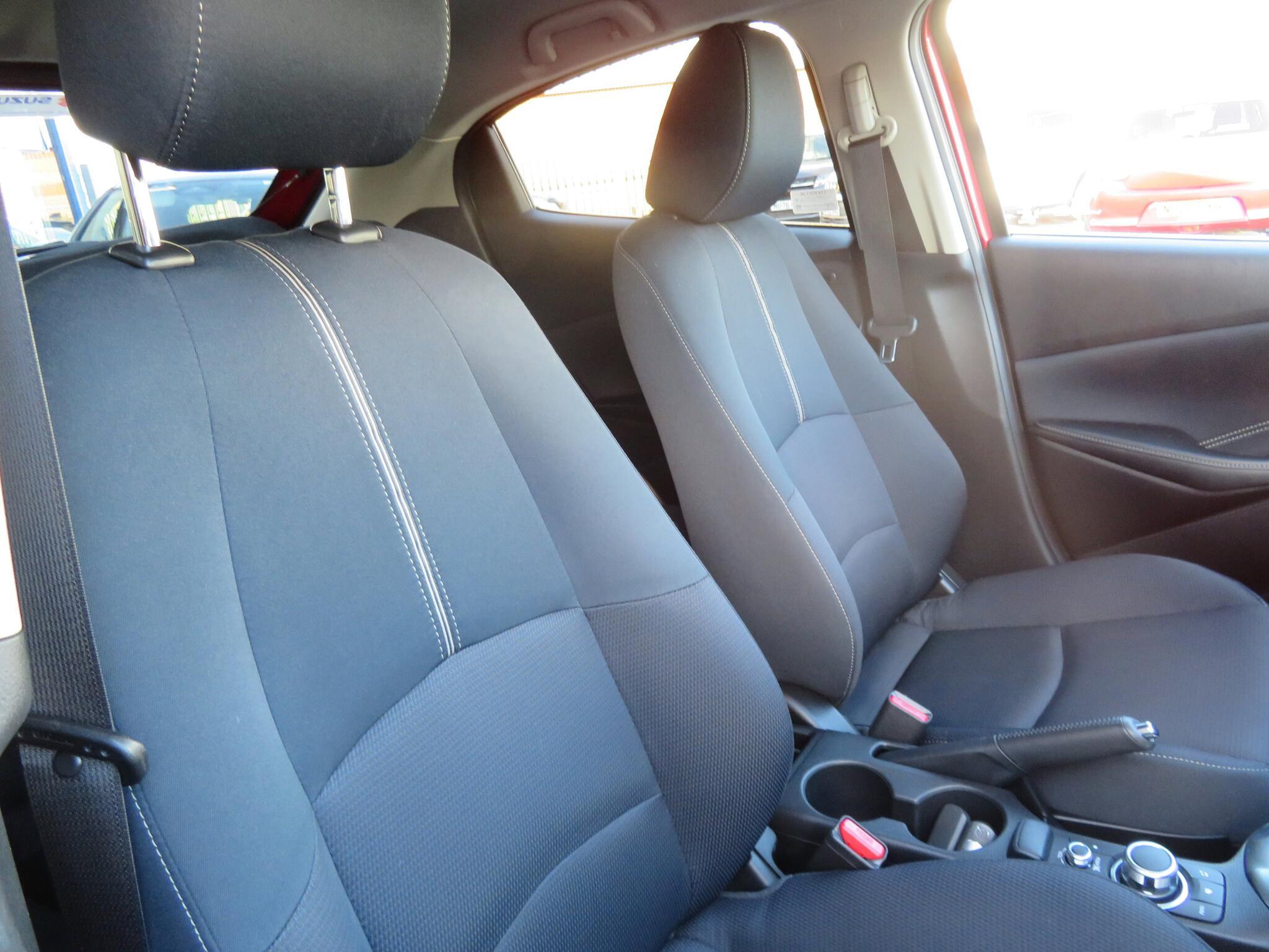 Mazda MAZDA2 - Image 16