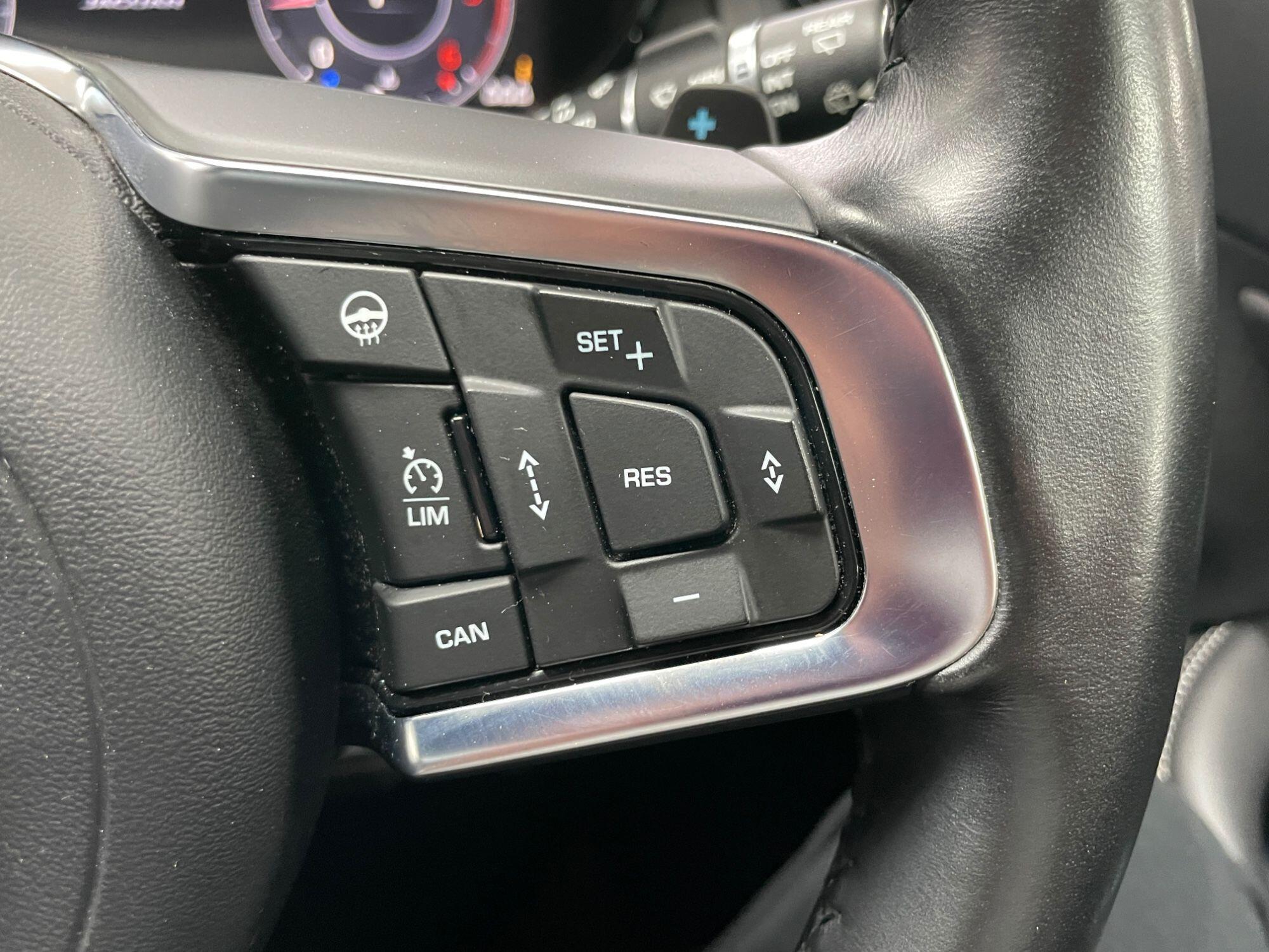 Jaguar E-Pace - Image 41