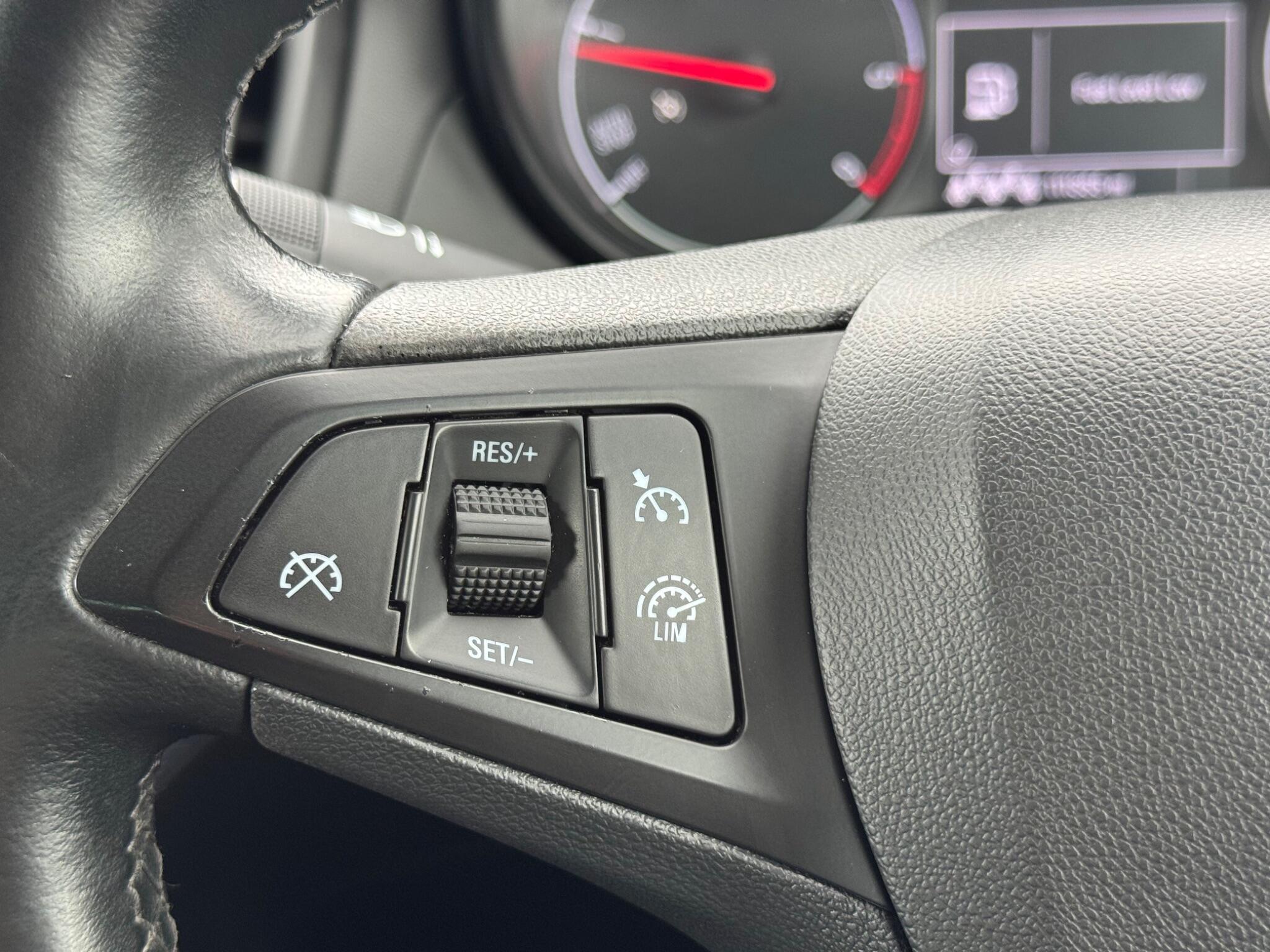 Vauxhall Zafira Tourer - Image 41