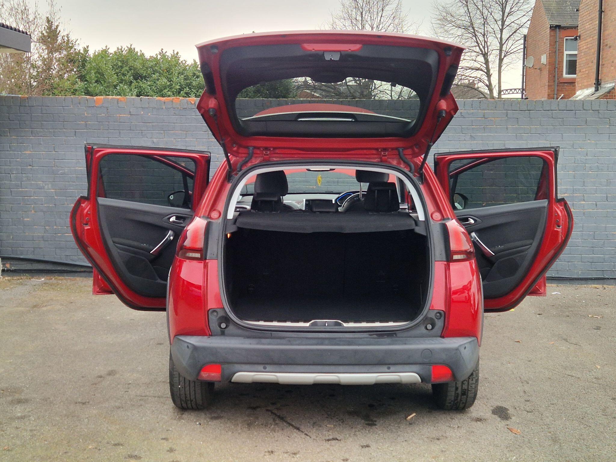 Peugeot 2008 - Image 45