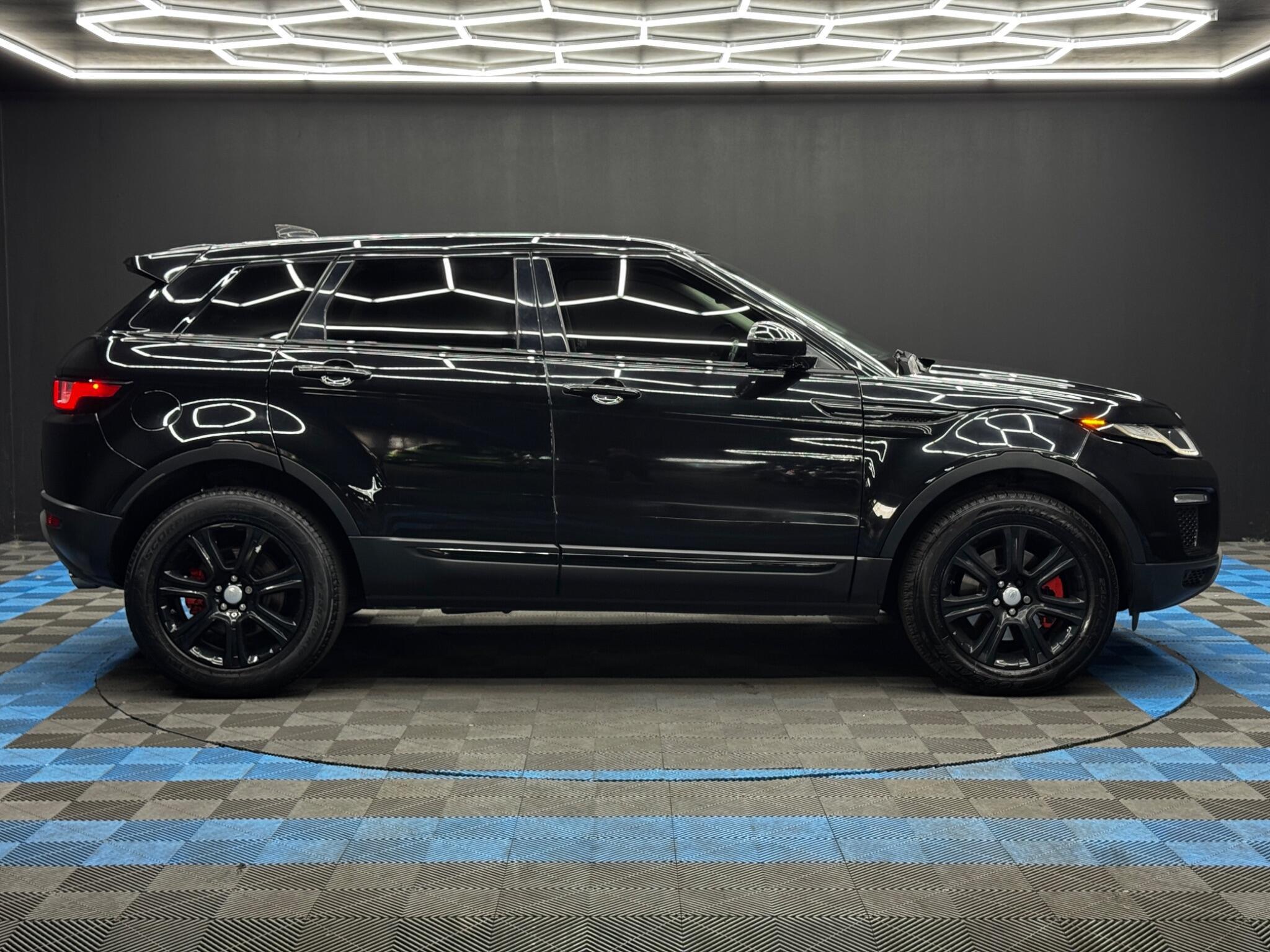 Land Rover Range Rover Evoque - Image 4