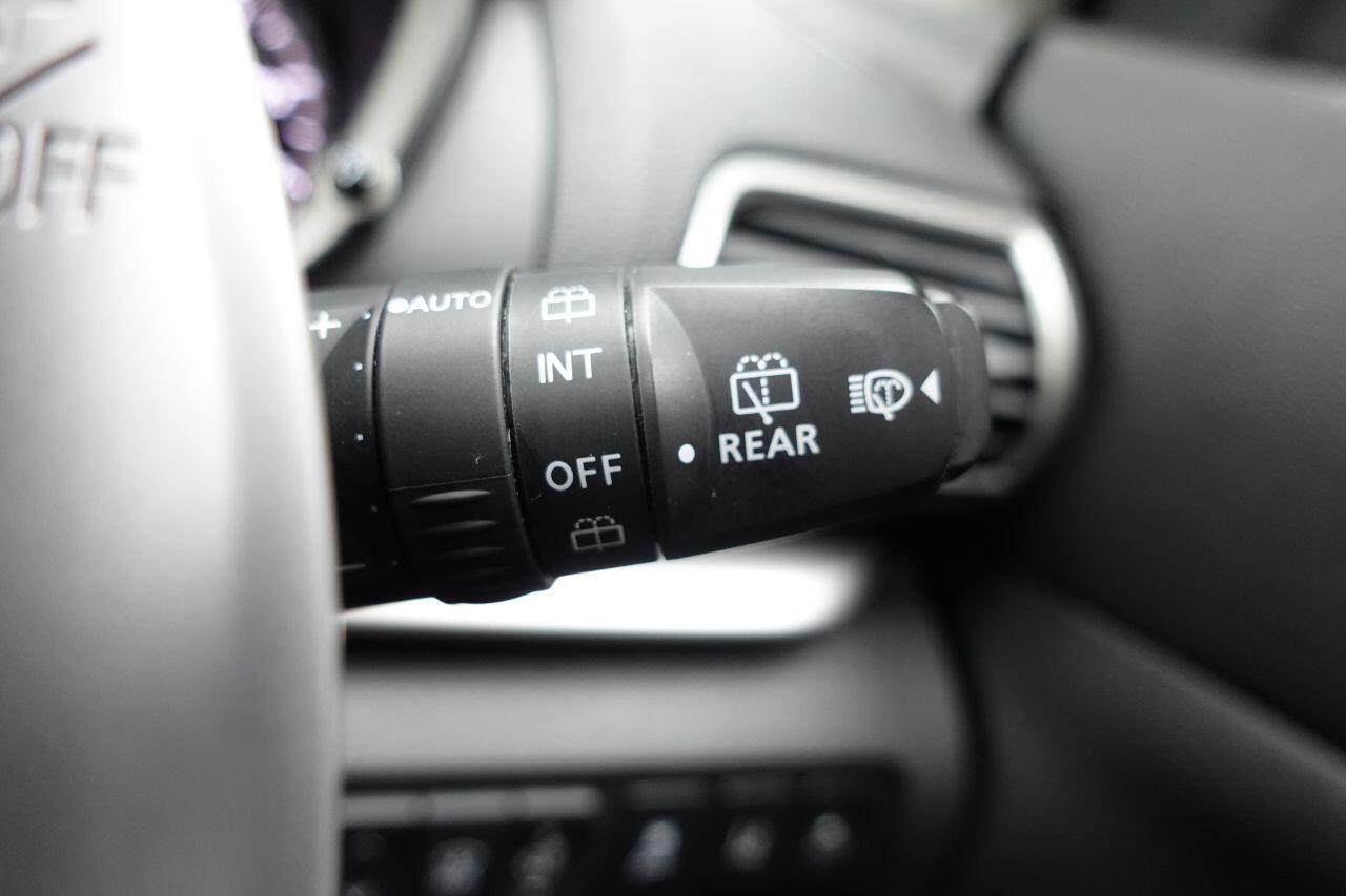 Mitsubishi Eclipse Cross - Image 33