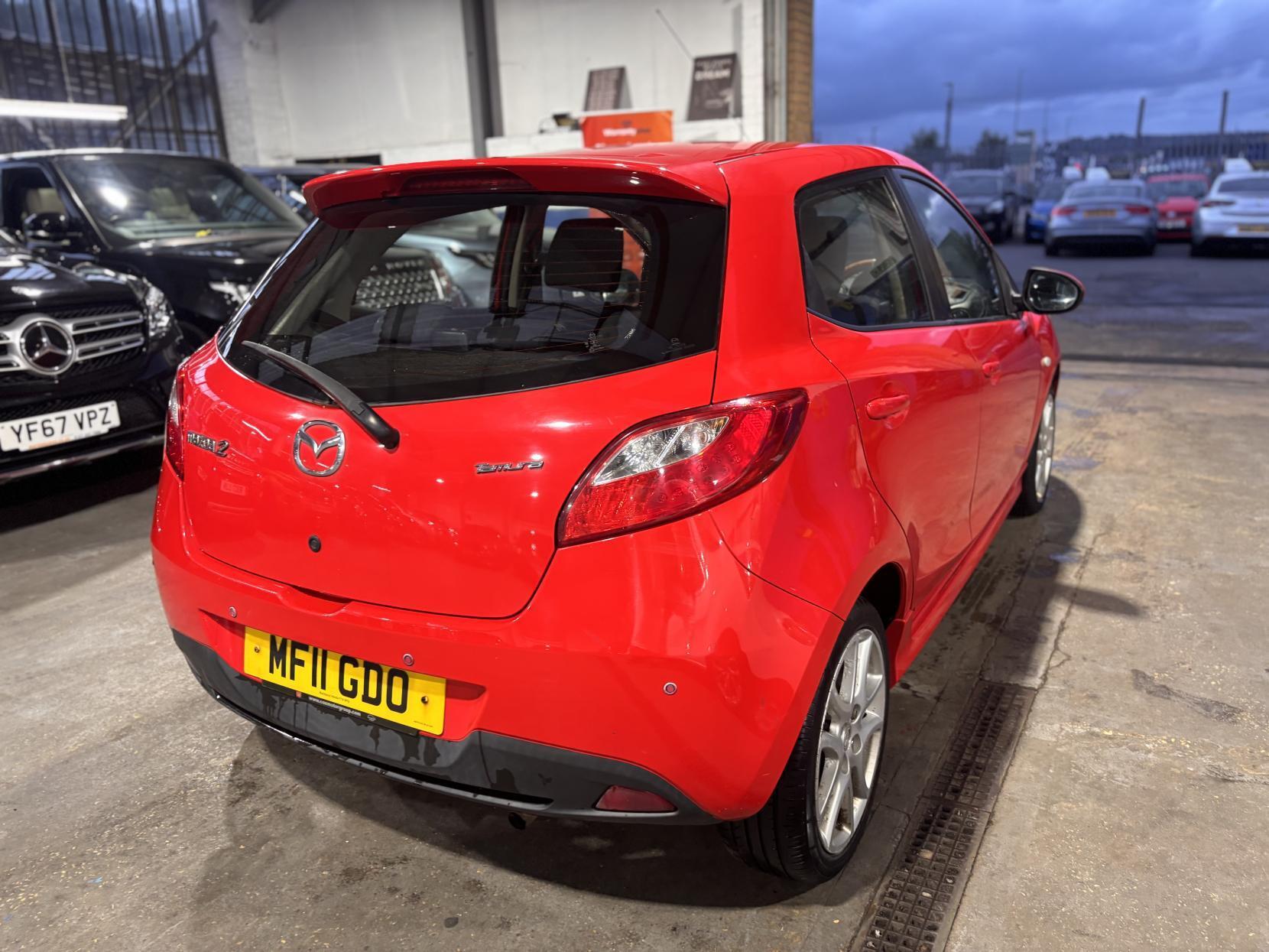 Mazda MAZDA2 - Image 5