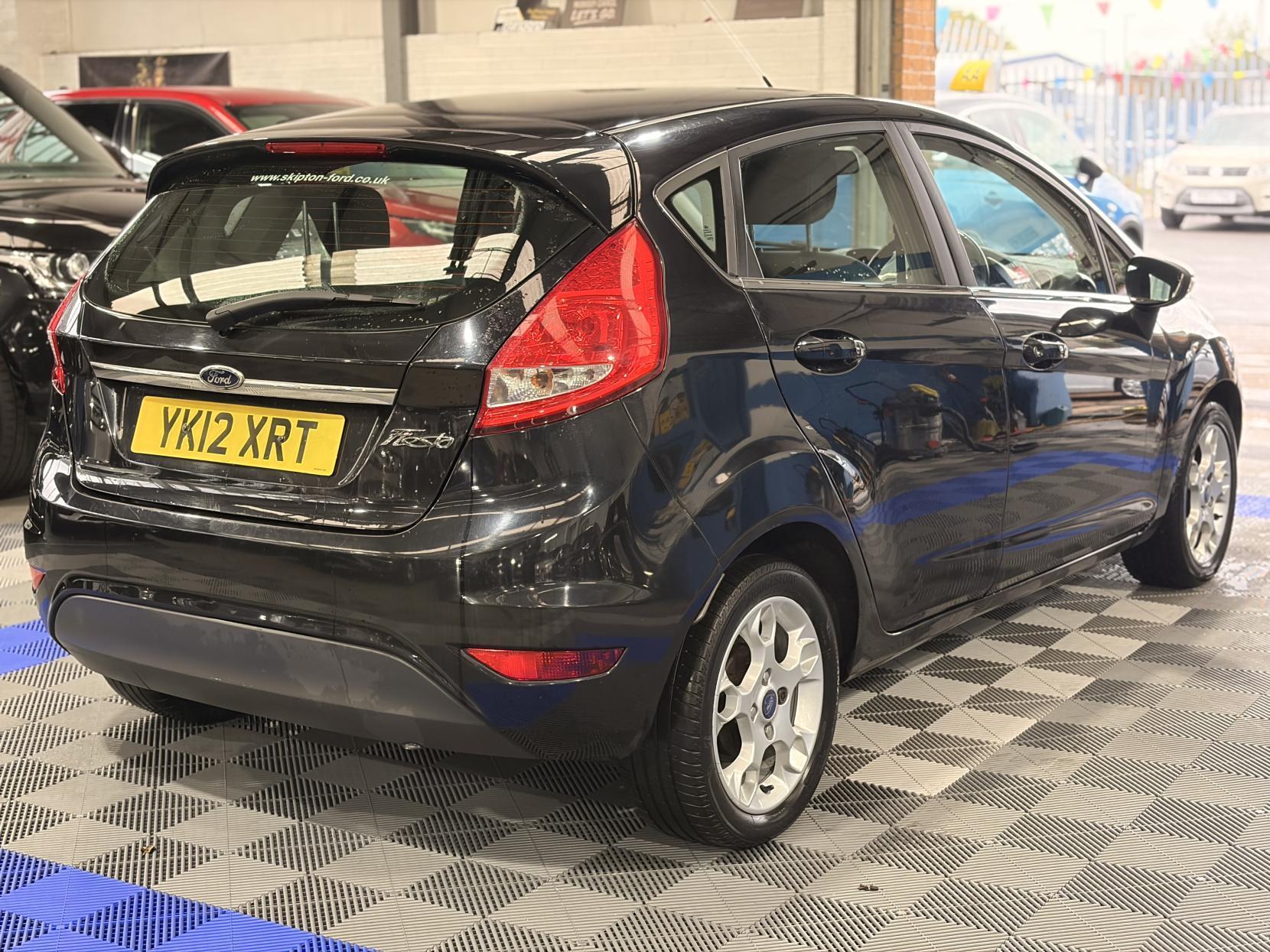 Ford Fiesta - Image 6