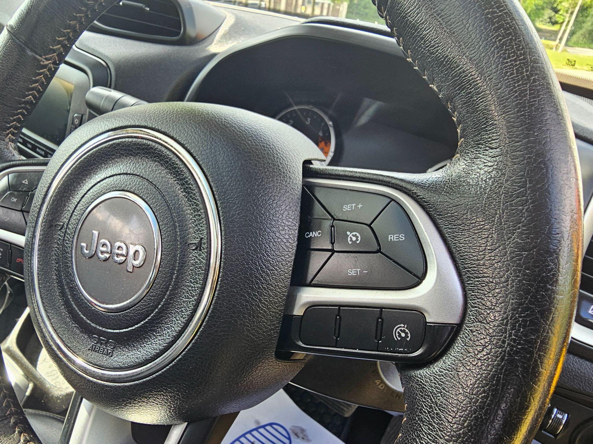 Jeep Renegade - Image 22
