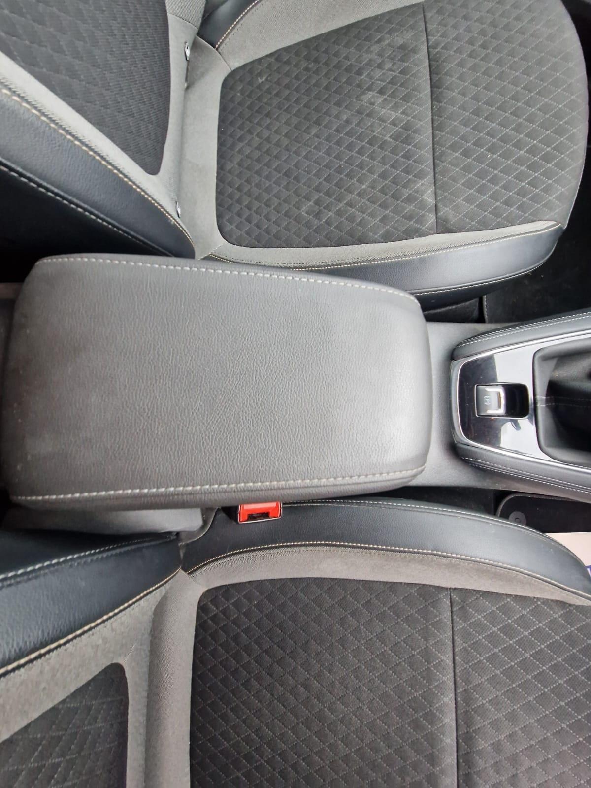 Vauxhall Grandland X - Image 27